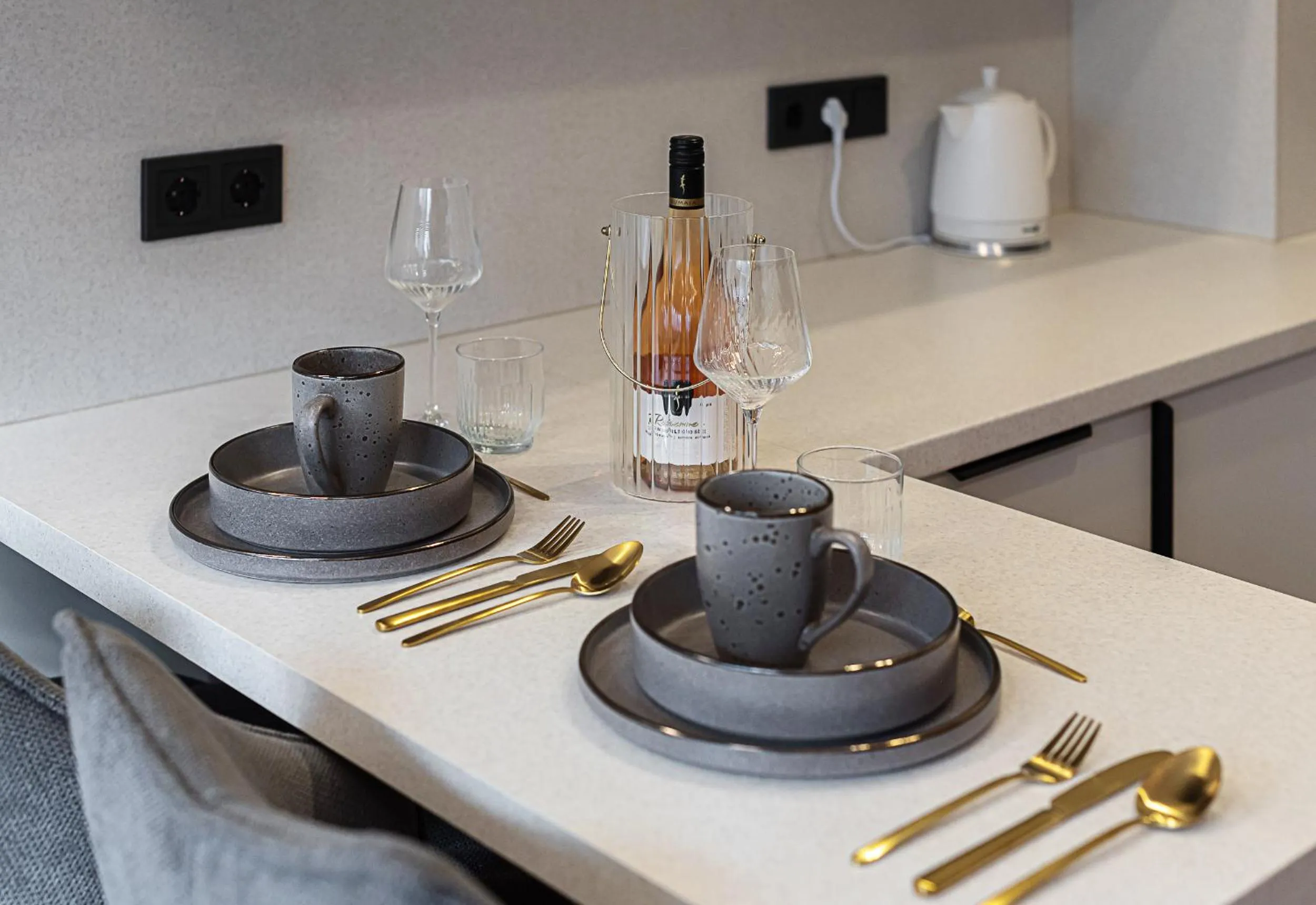 Dining area in Vilnius City Hotel