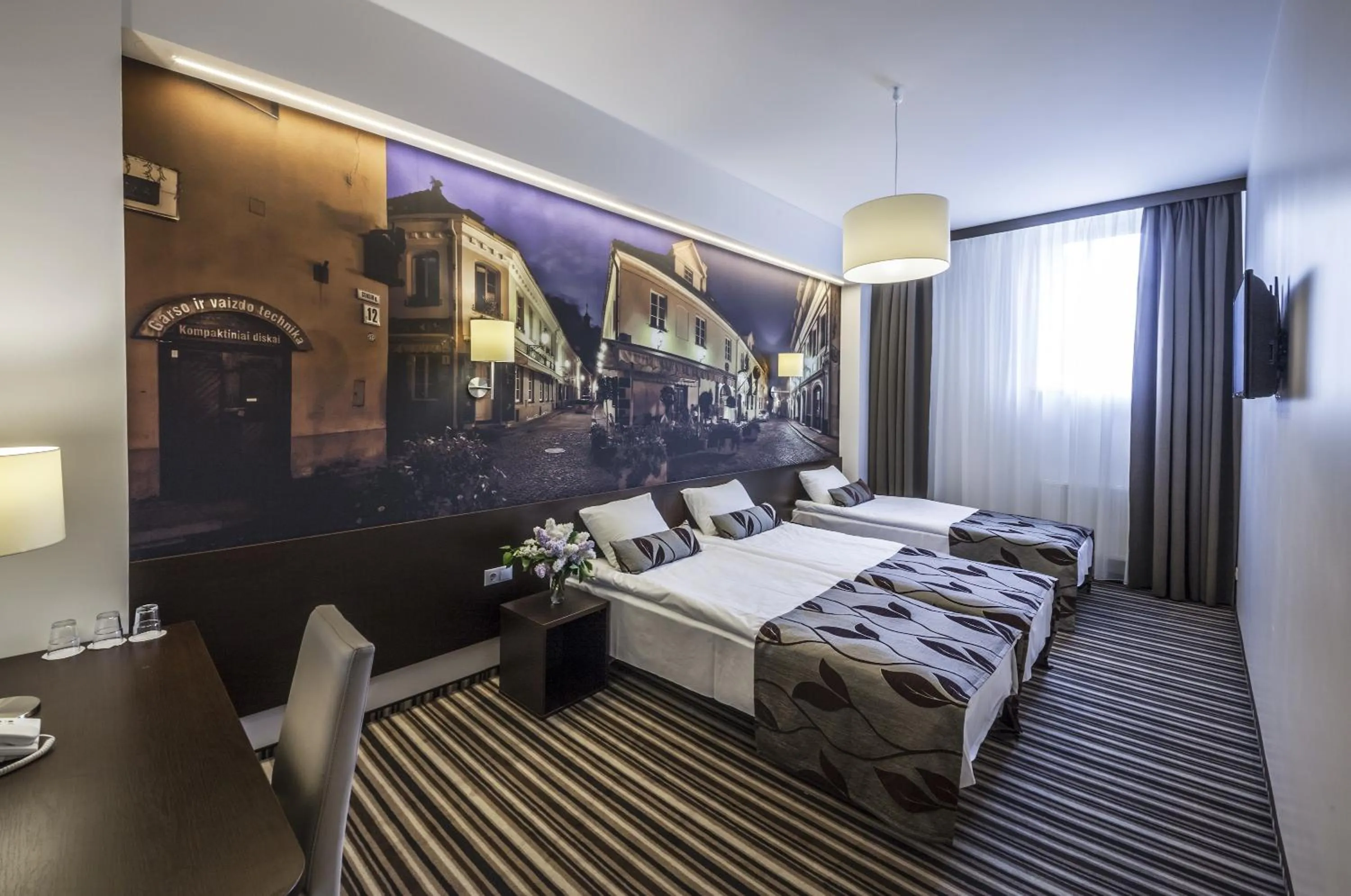 Day, Bed in Vilnius City Hotel