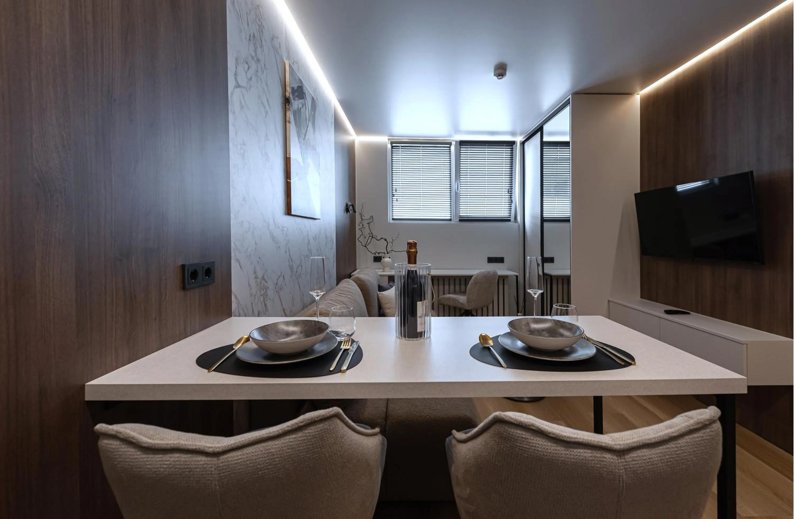 Dining area in Vilnius City Hotel