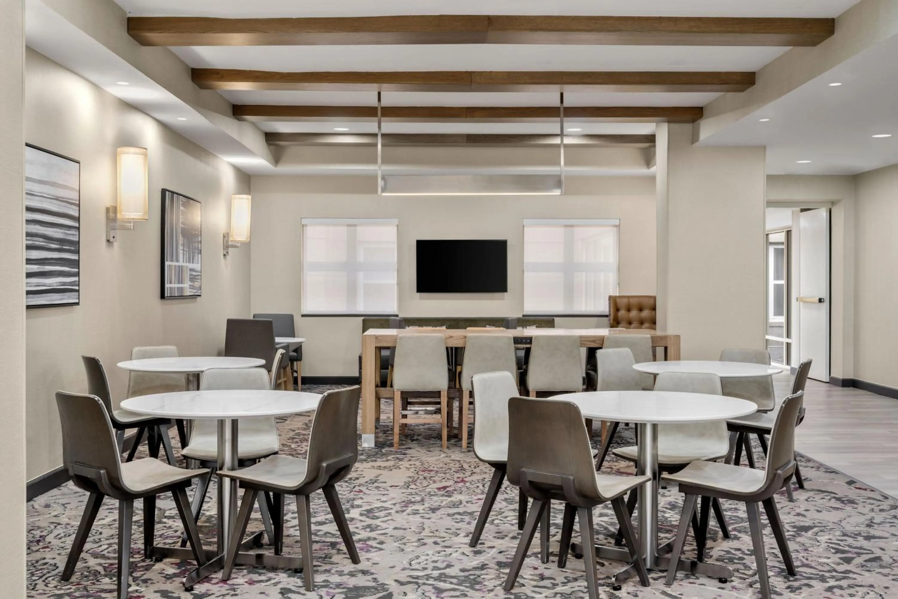 Restaurant/places to eat in Residence Inn by Marriott Chicago Naperville/Warrenville