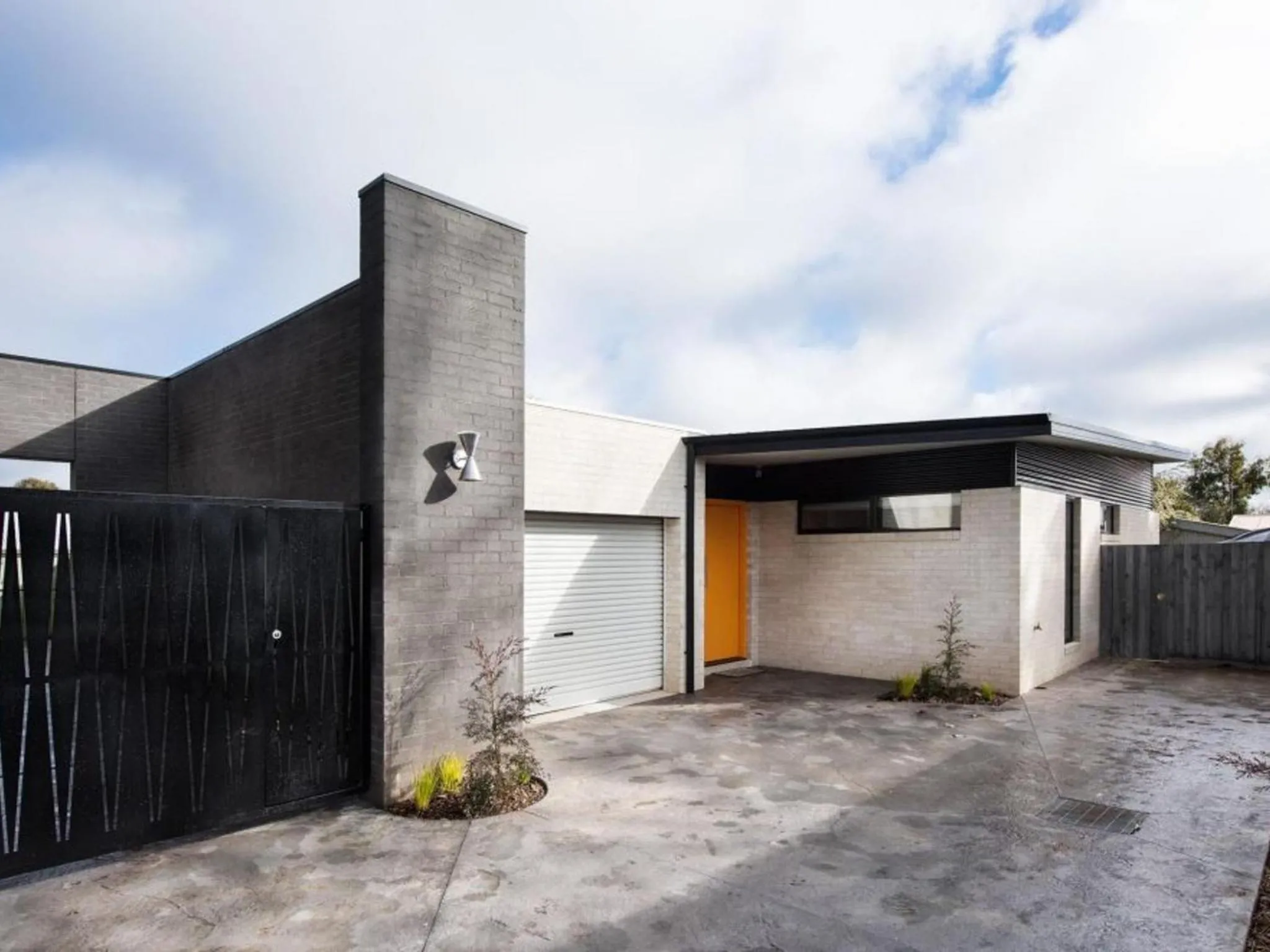 Arenas North - 2 bedroom dog friendly home
