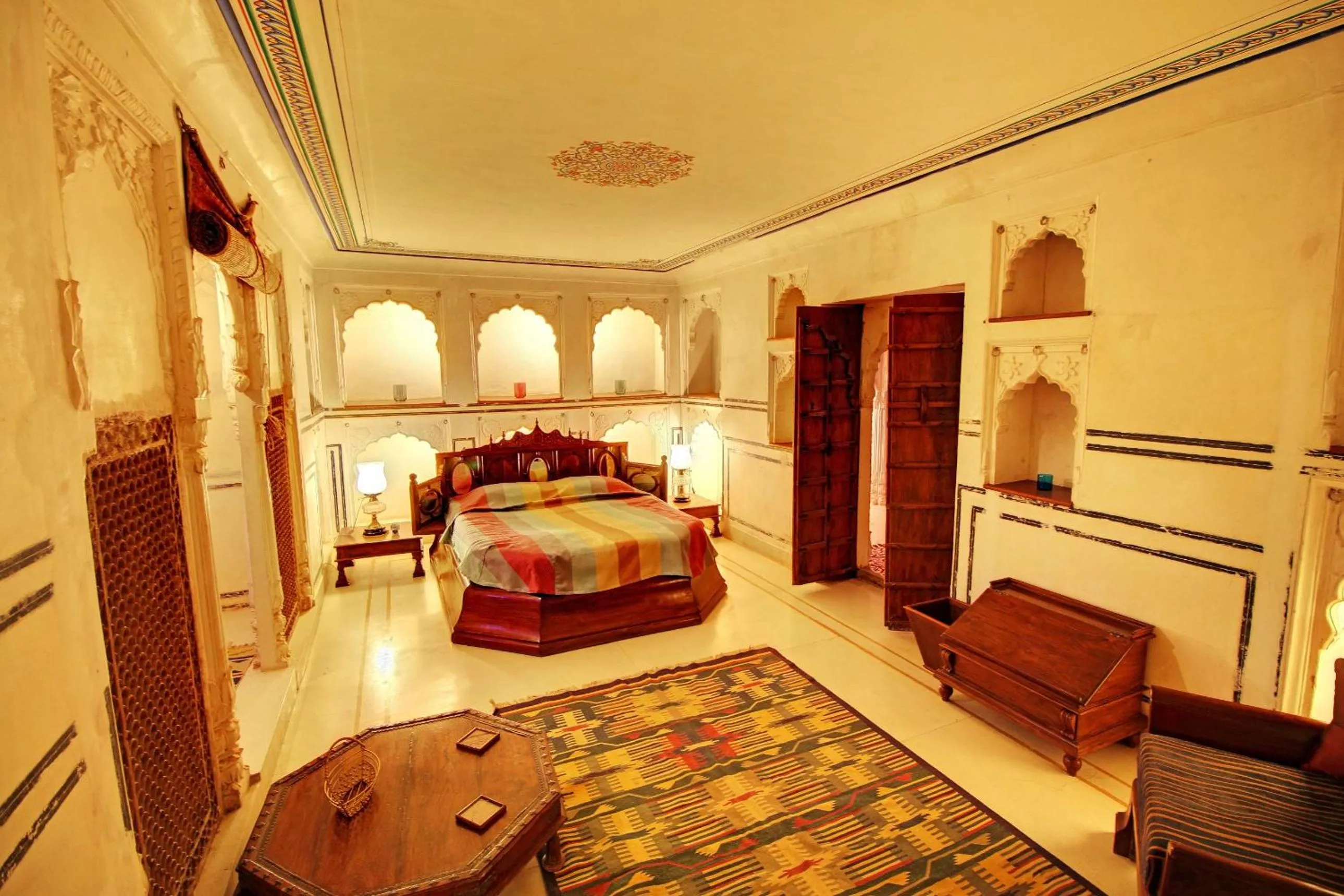 Toilet, Bed in The Fort Pokaran