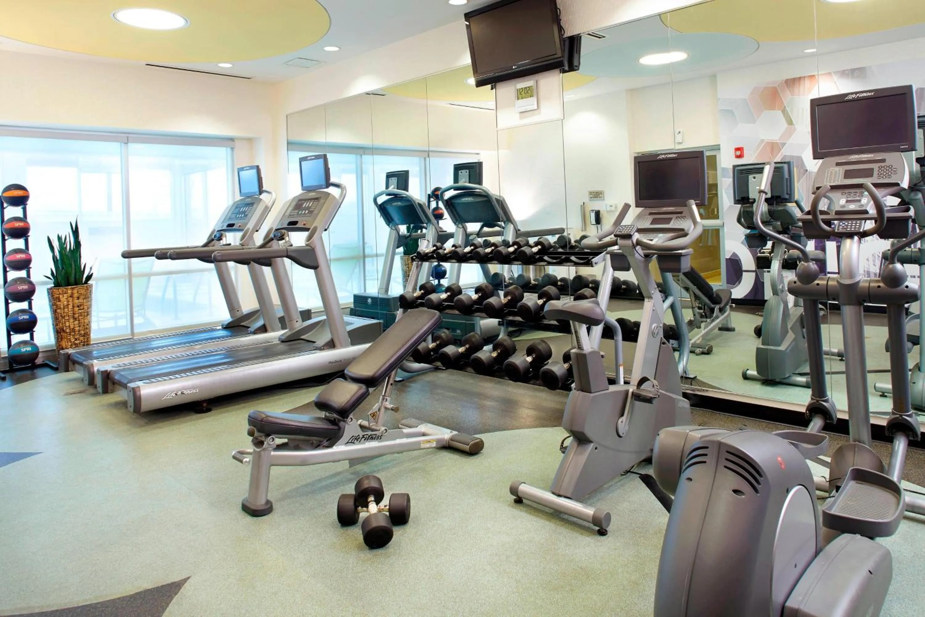 Fitness centre/facilities in SpringHill Suites by Marriott Chicago Waukegan/Gurnee