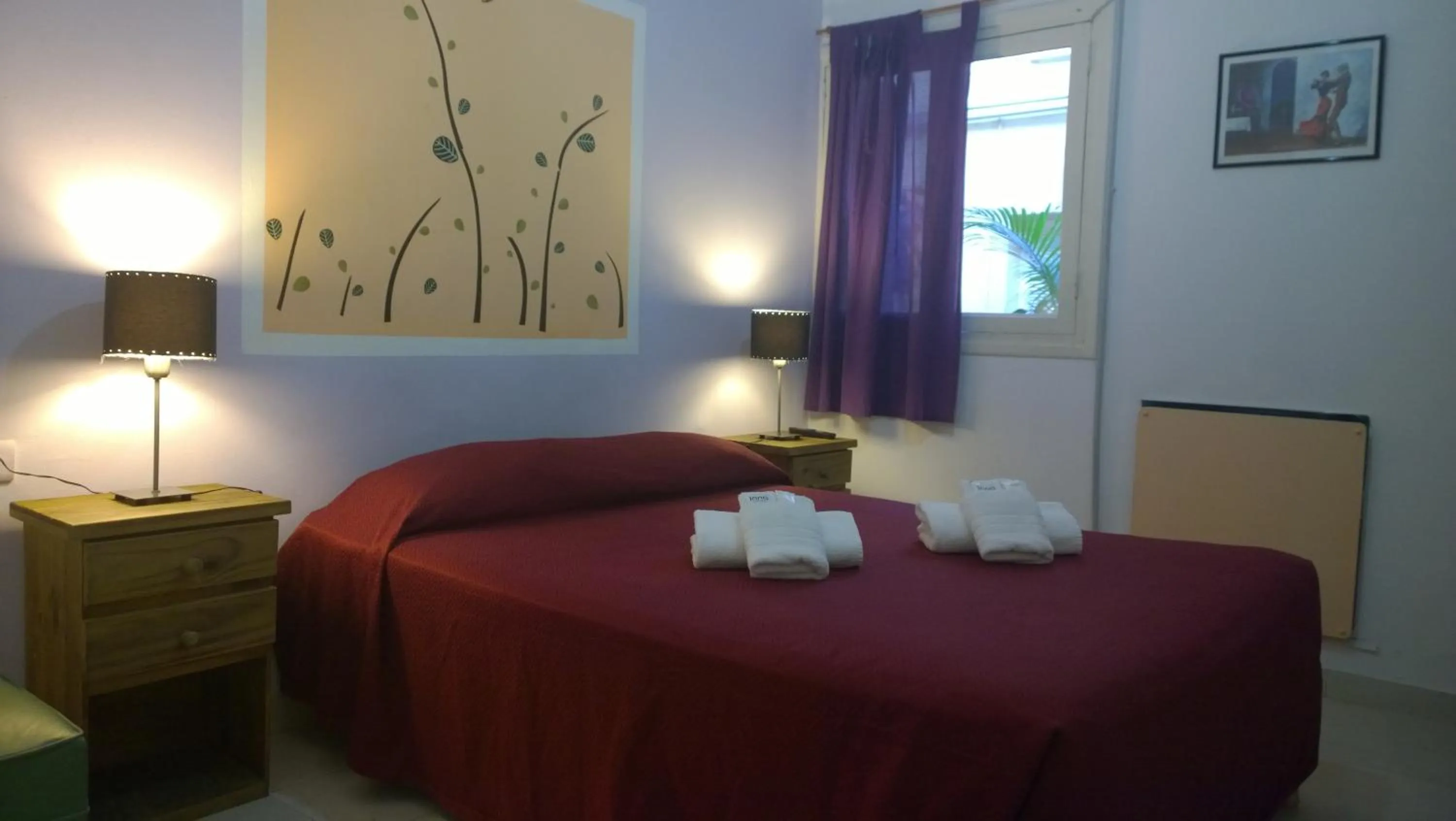Photo of the whole room, Bed in Koten Hotel