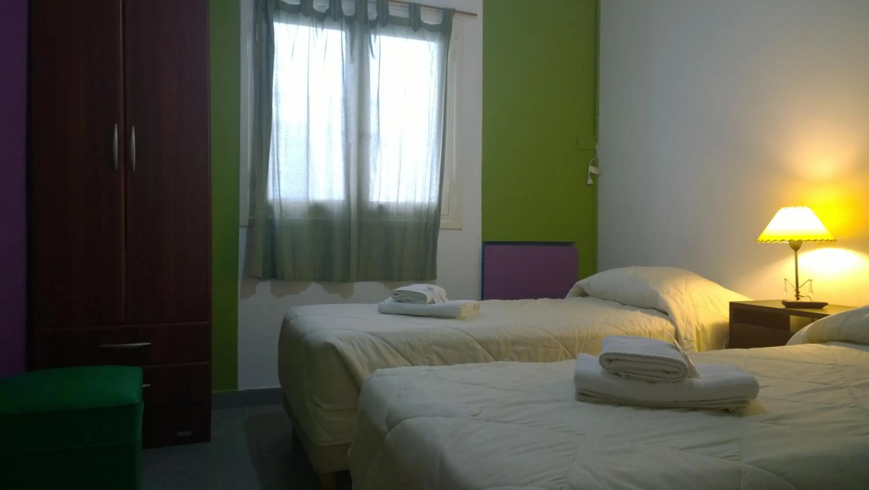 Photo of the whole room, Bed in Koten Hotel