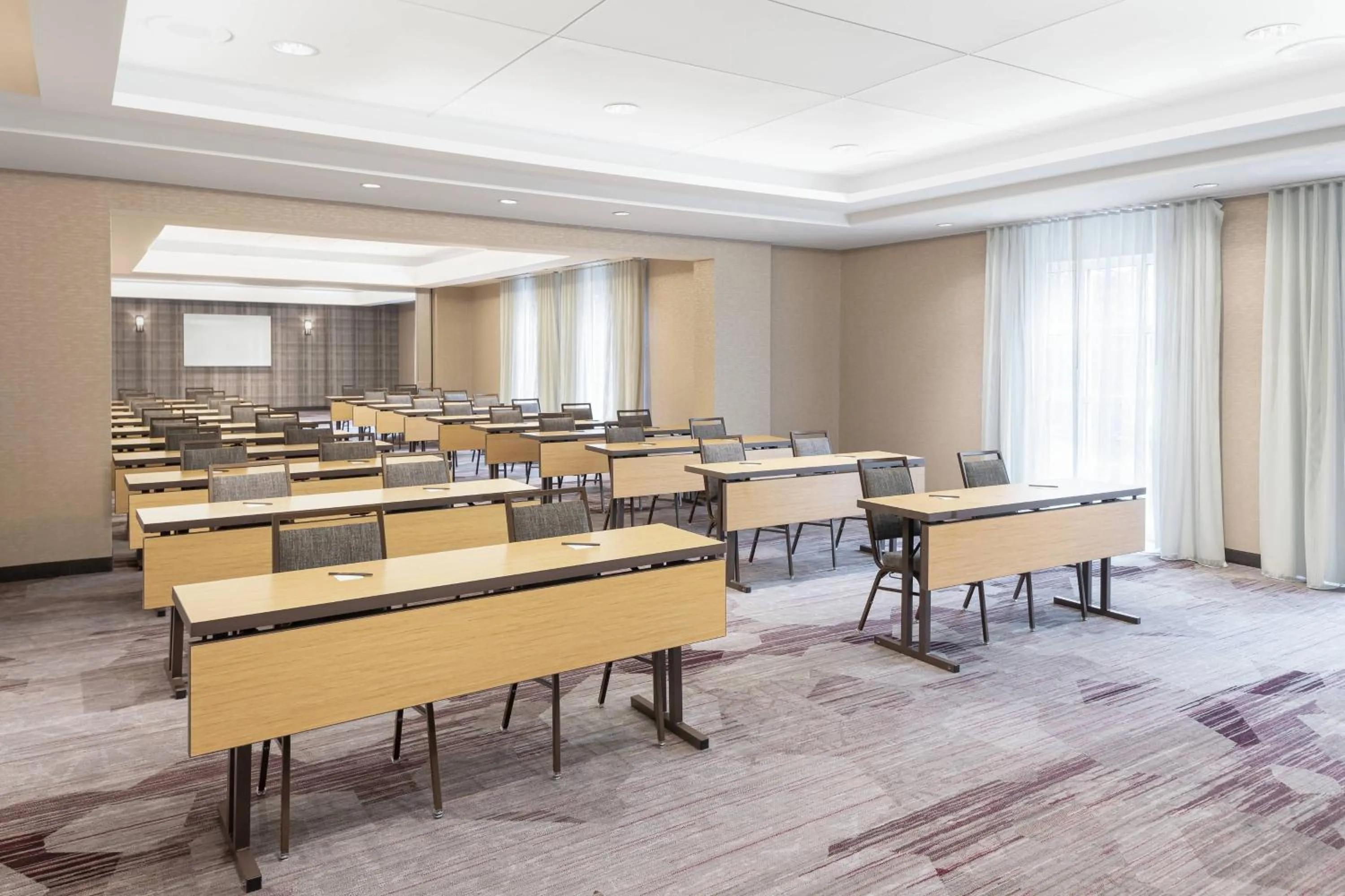 Meeting/conference room in Courtyard by Marriott Charlottesville - University Medical Center