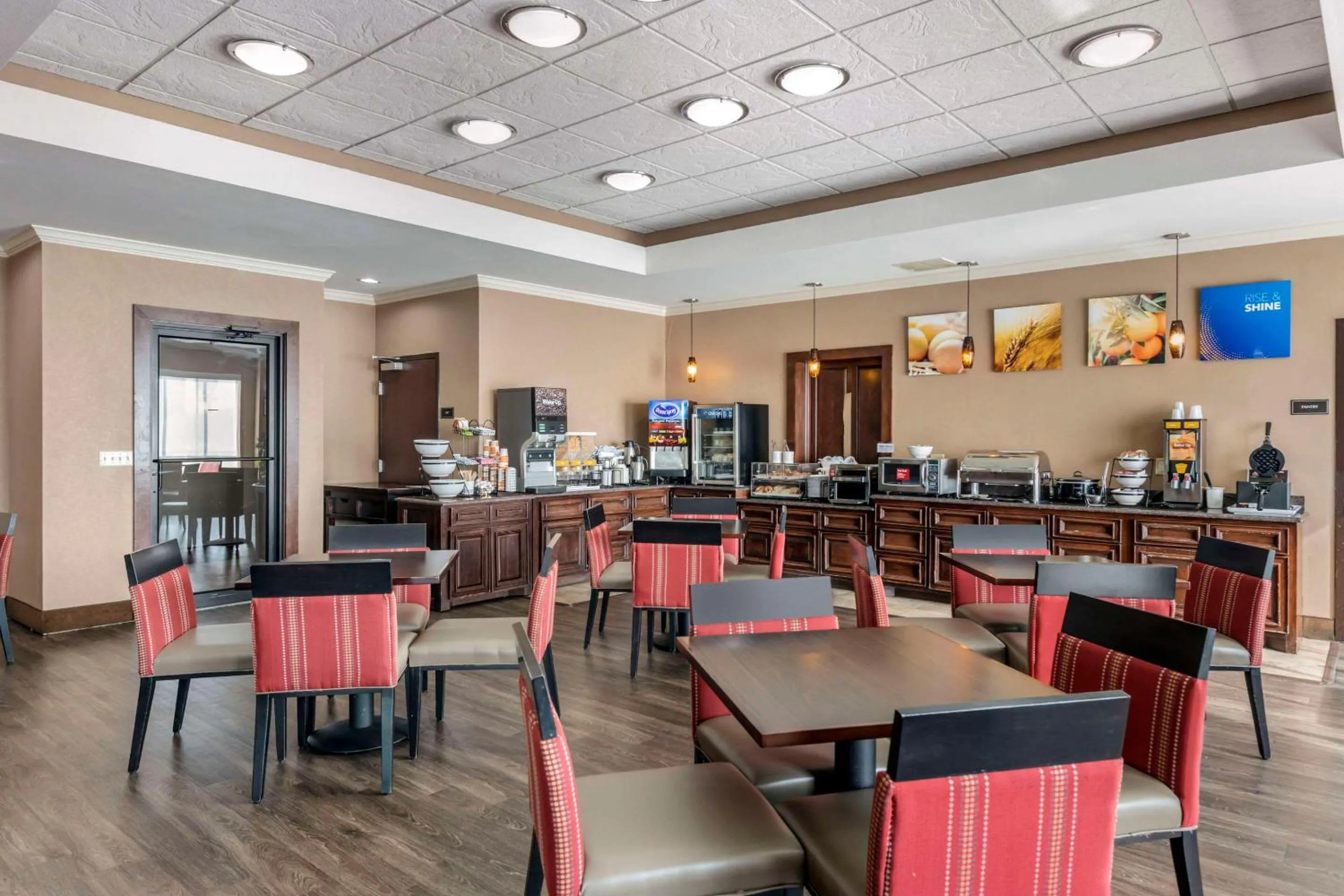 Breakfast in Comfort Inn & Suites Fort Worth - Fossil Creek