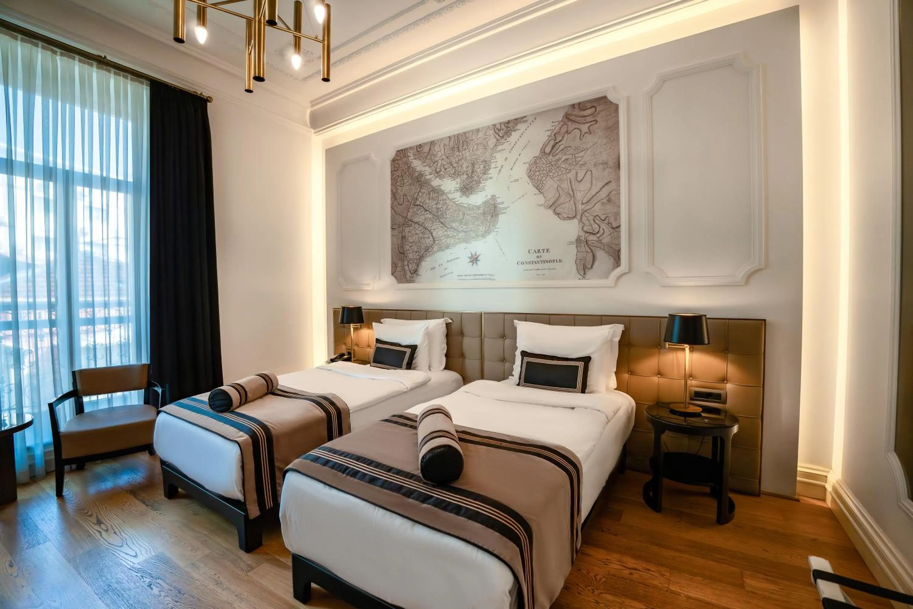 Bed in AKKA Lush Hotel Taksim