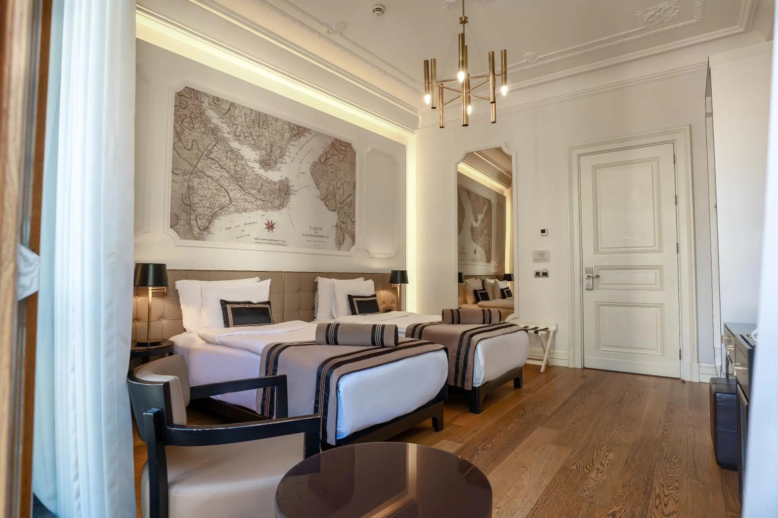 Bed in AKKA Lush Hotel Taksim