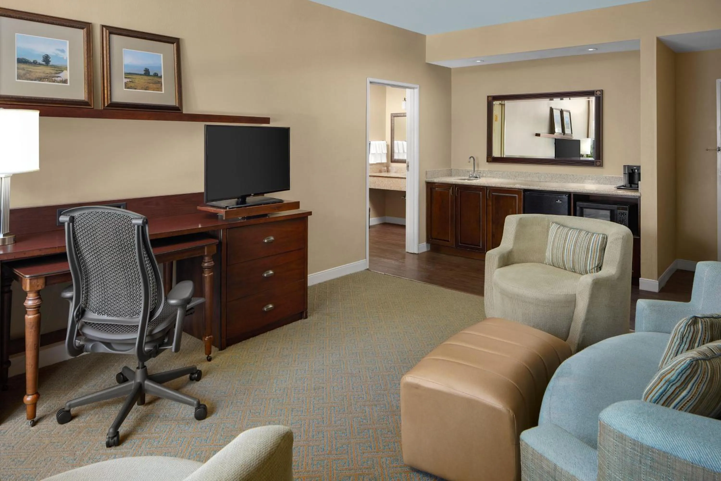 Living room in Courtyard Charleston Mount Pleasant