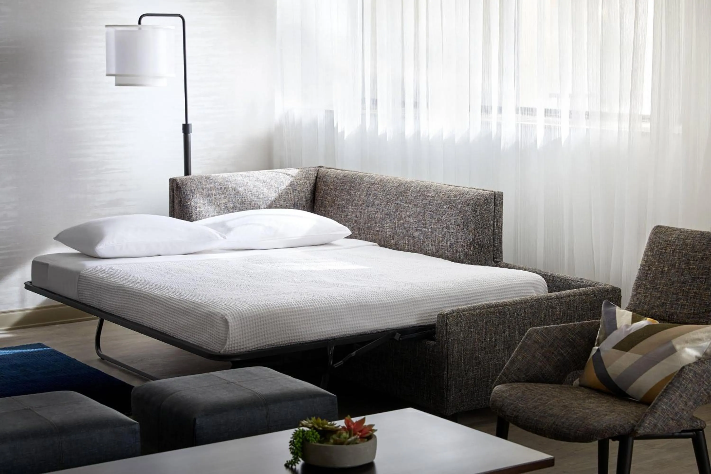 Bedroom, Bed in Anaheim Marriott