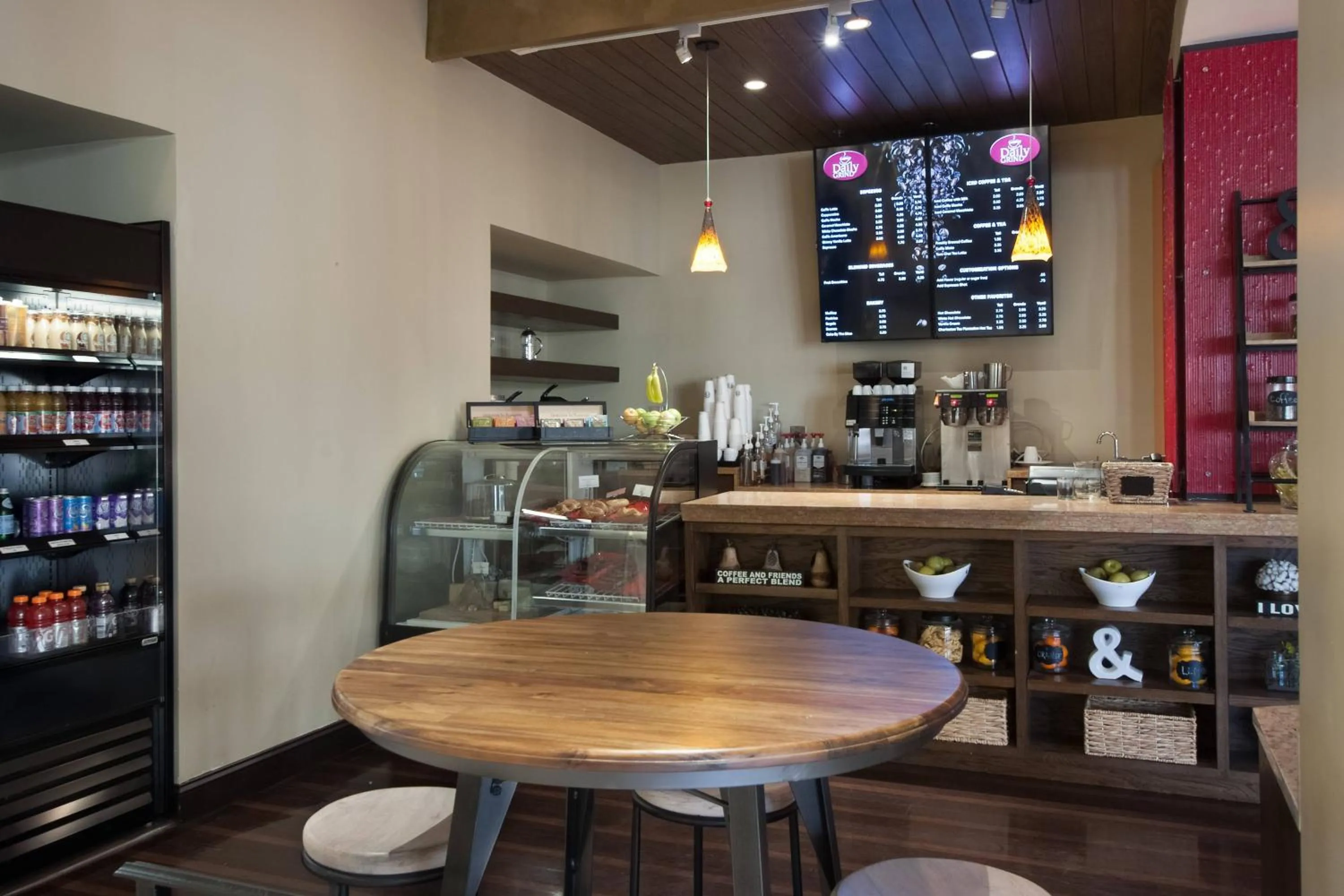 Restaurant/places to eat in Charleston Marriott