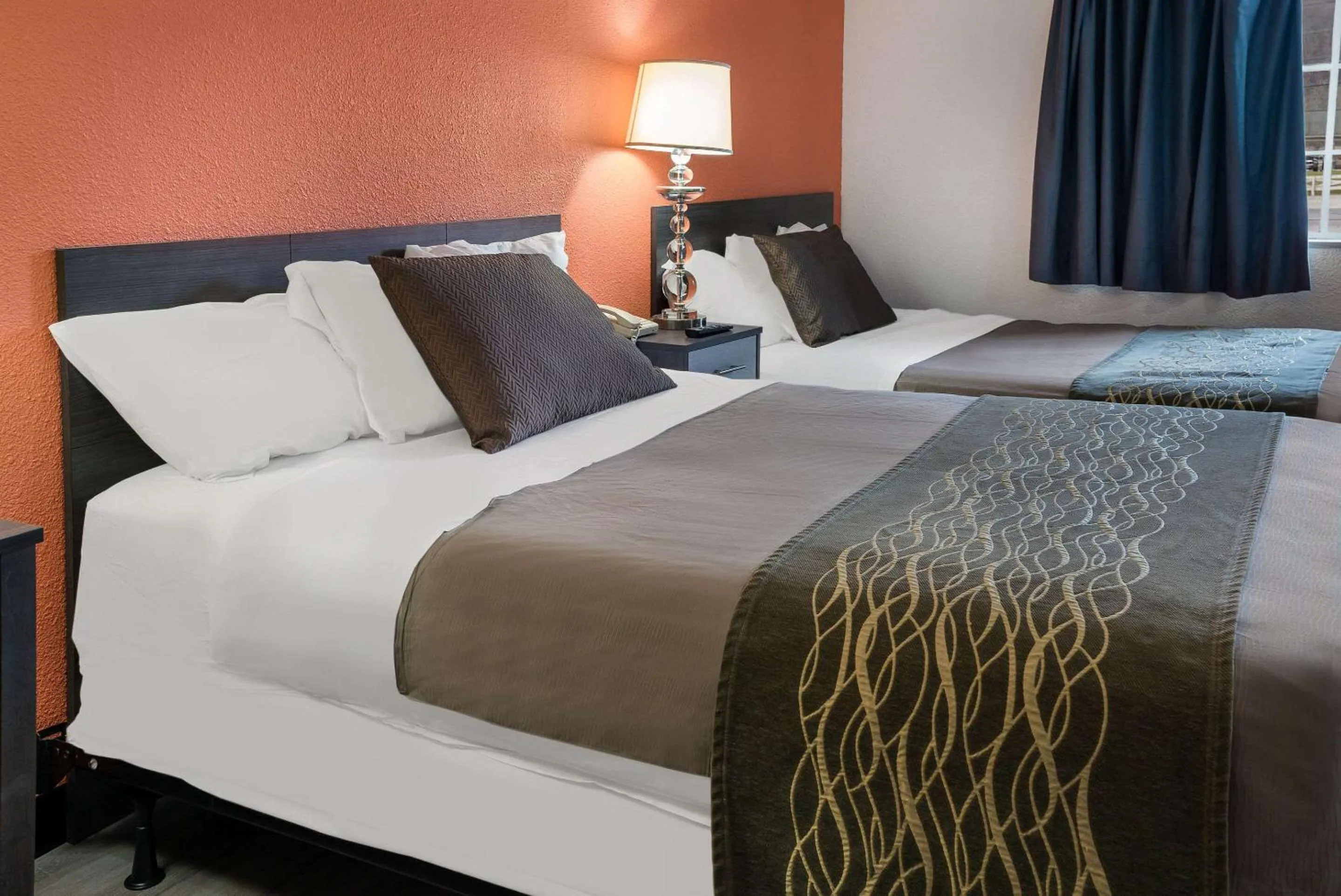 Bedroom, Bed in Rodeway Inn Harlan