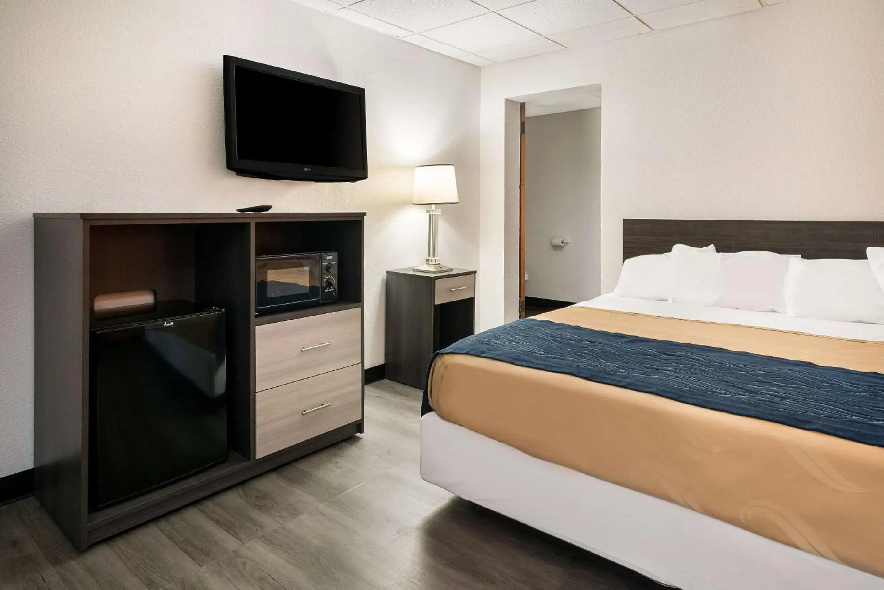 Bedroom, Bed in Rodeway Inn Harlan Bedroom, Bed in Rodeway Inn Harlan