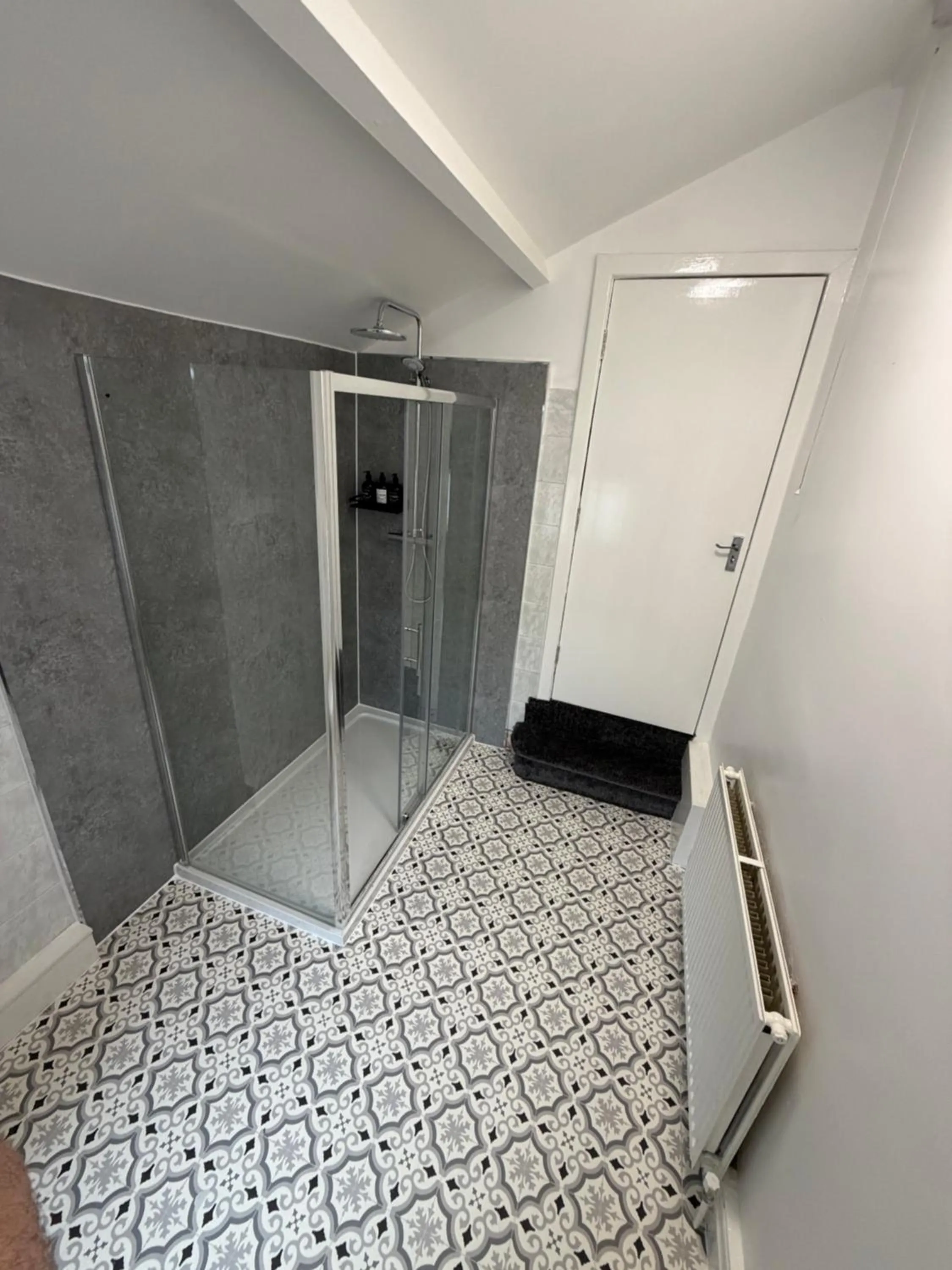 The Victoria Bar & Hotel