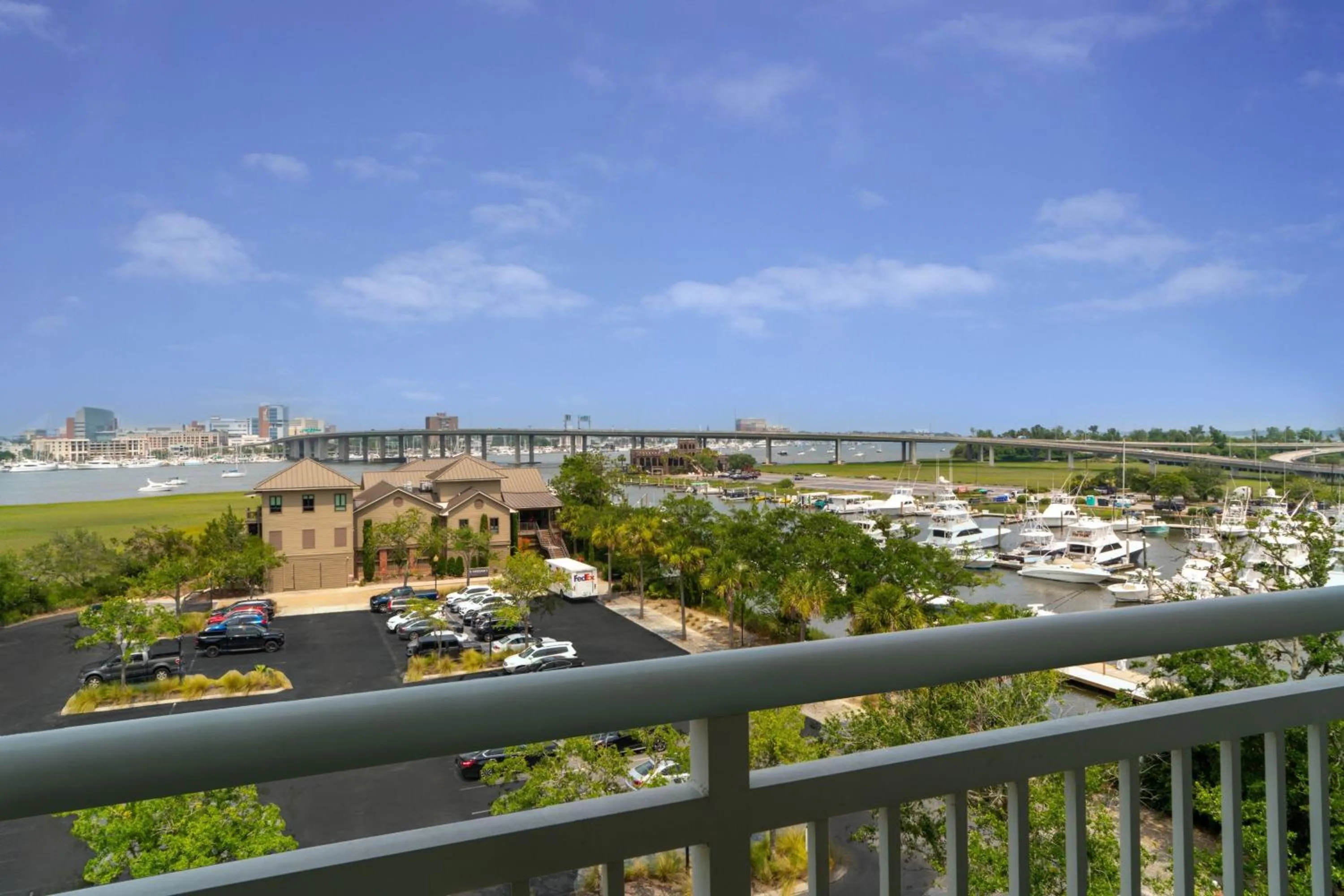 Bedroom in SpringHill Suites by Marriott Charleston Riverview