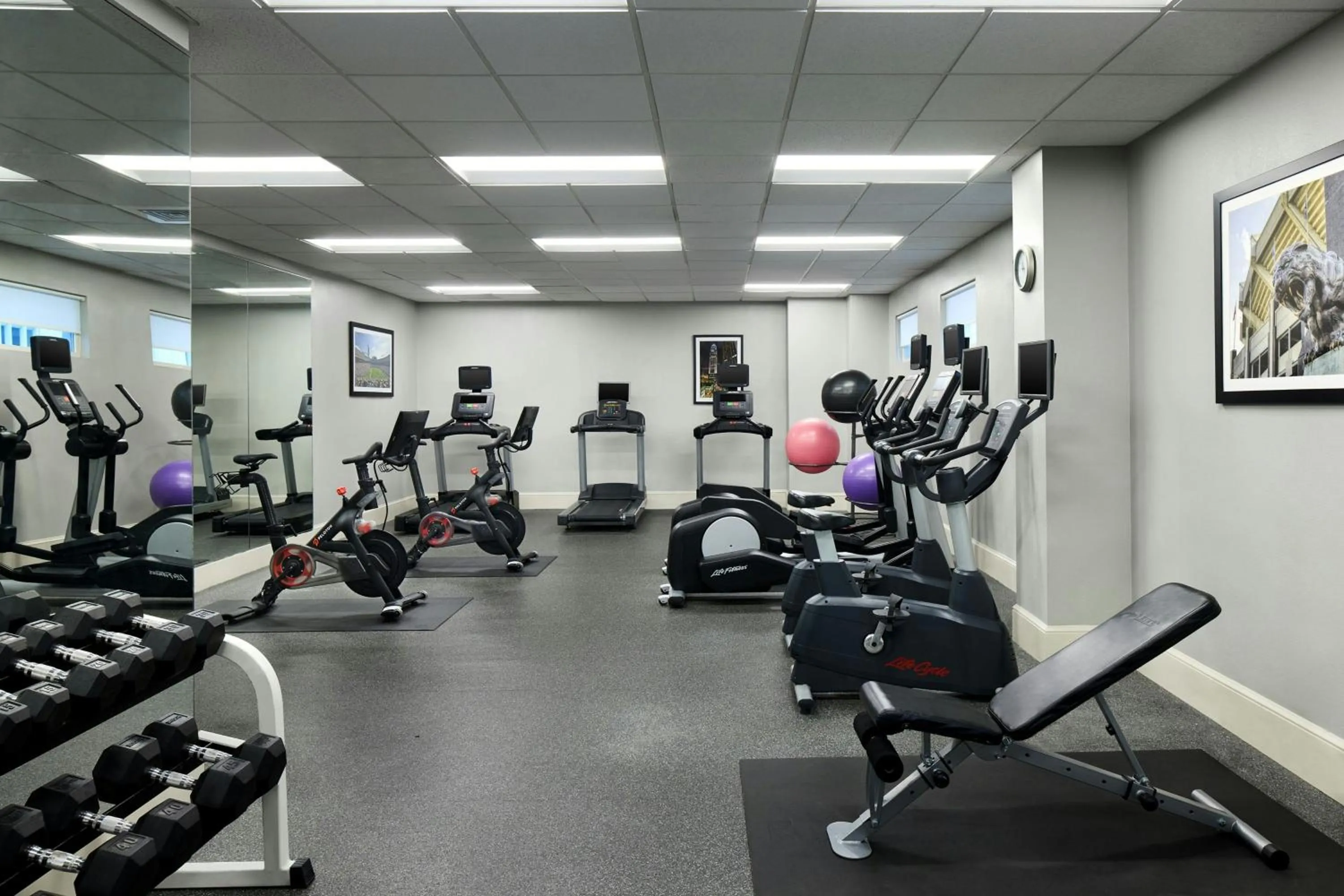Fitness centre/facilities in Residence Inn Charlotte Uptown
