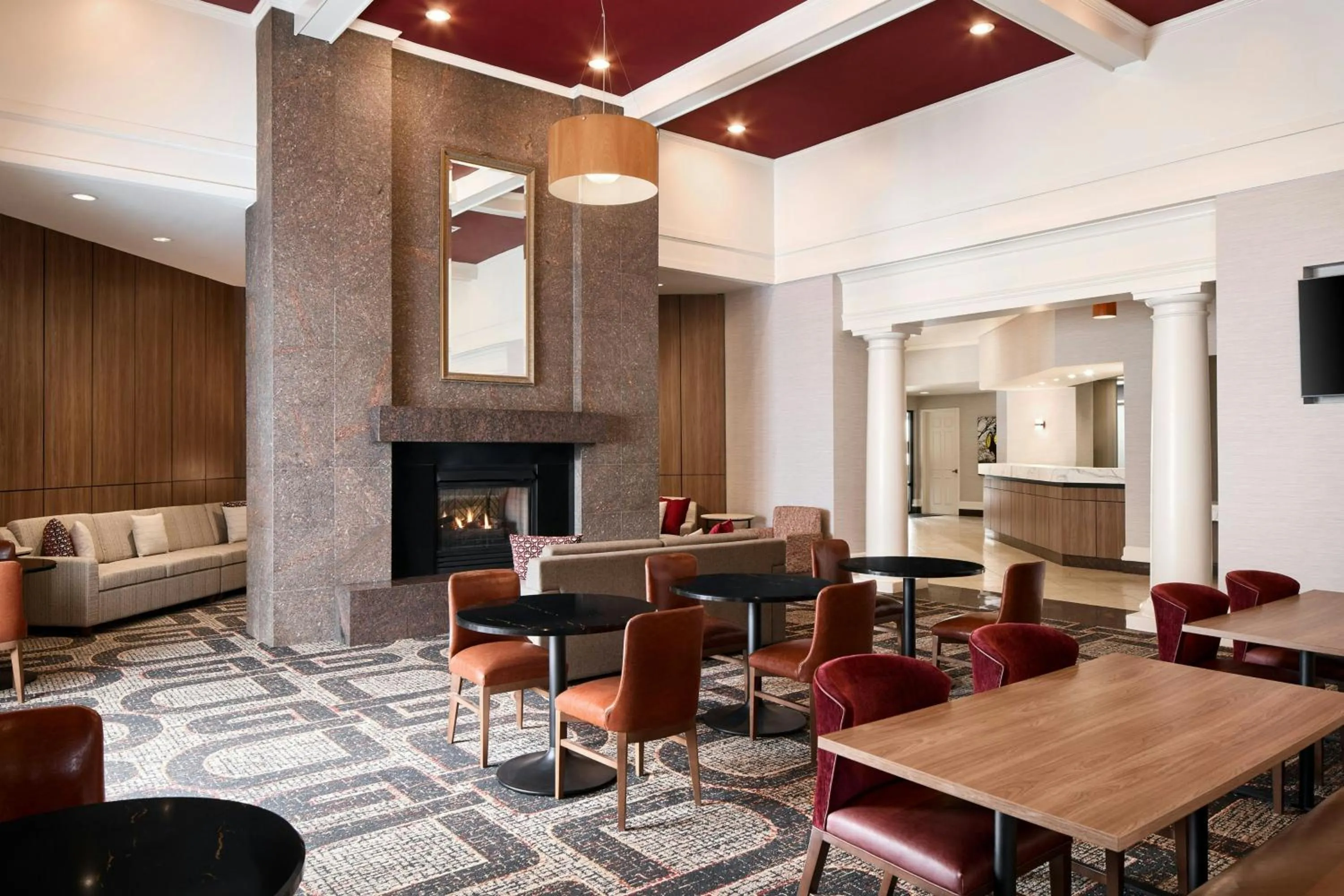 Restaurant/places to eat in Residence Inn Charlotte Uptown