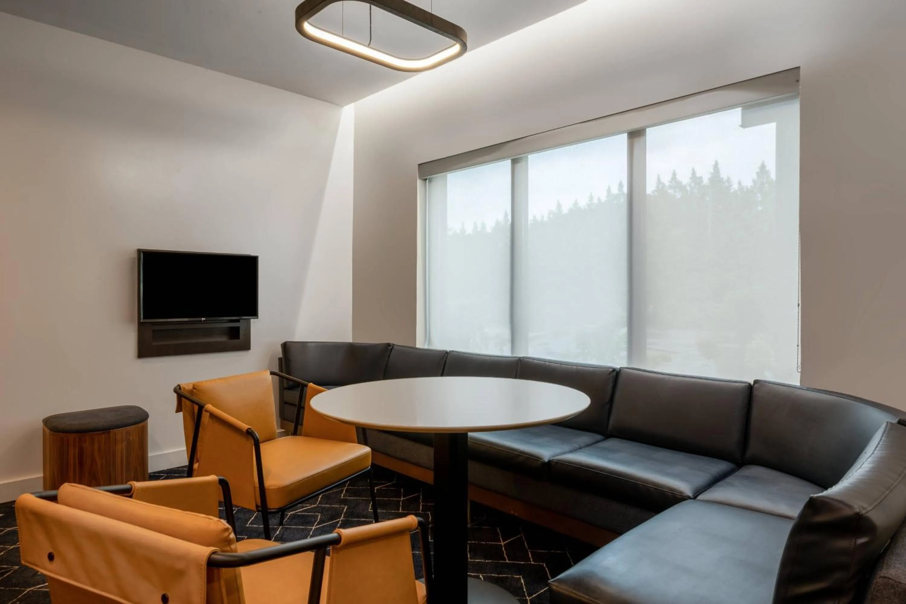 Lobby or reception in Courtyard Columbus Airport