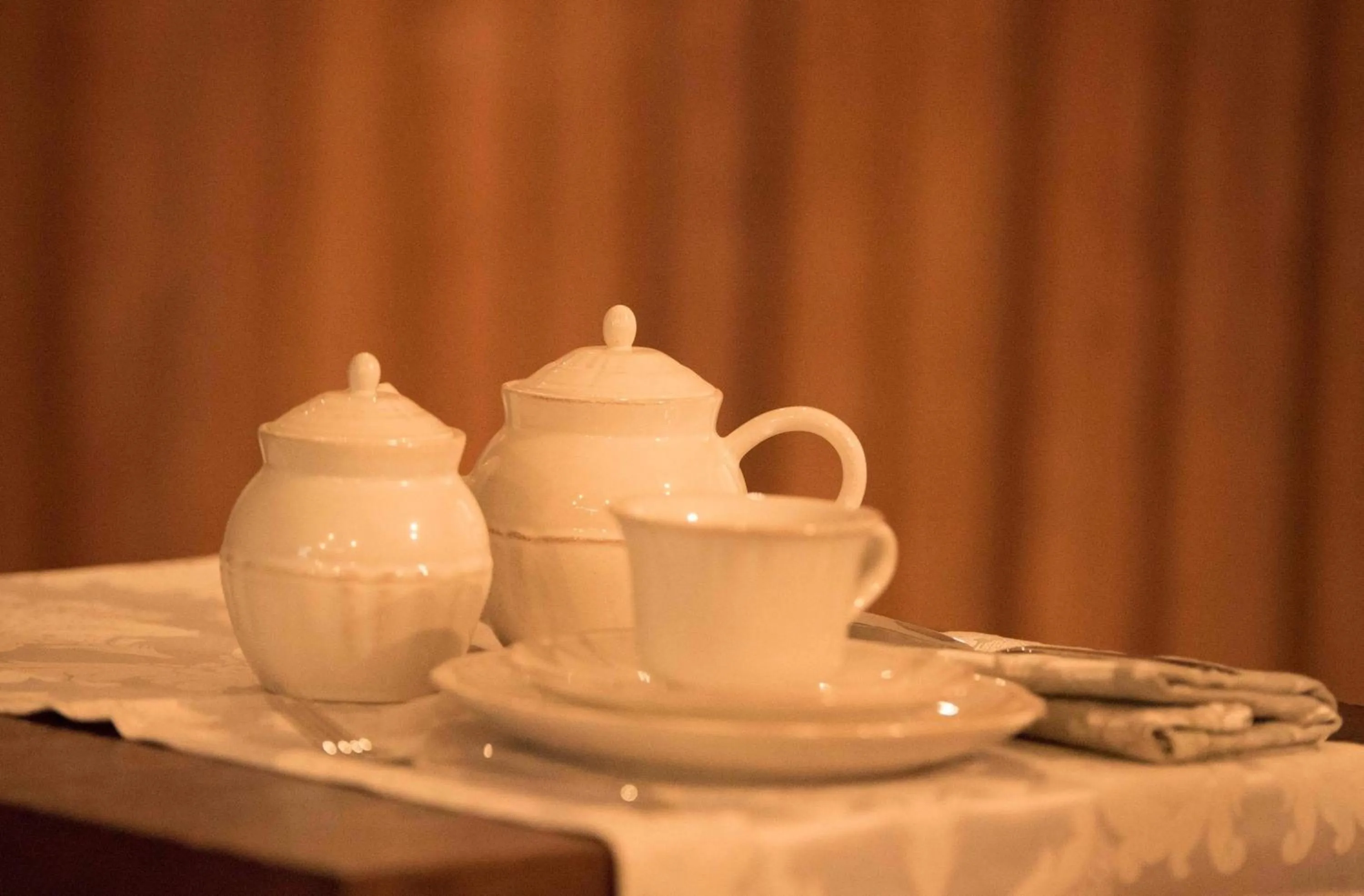 Restaurant/places to eat in Lisbon Wine Hotel