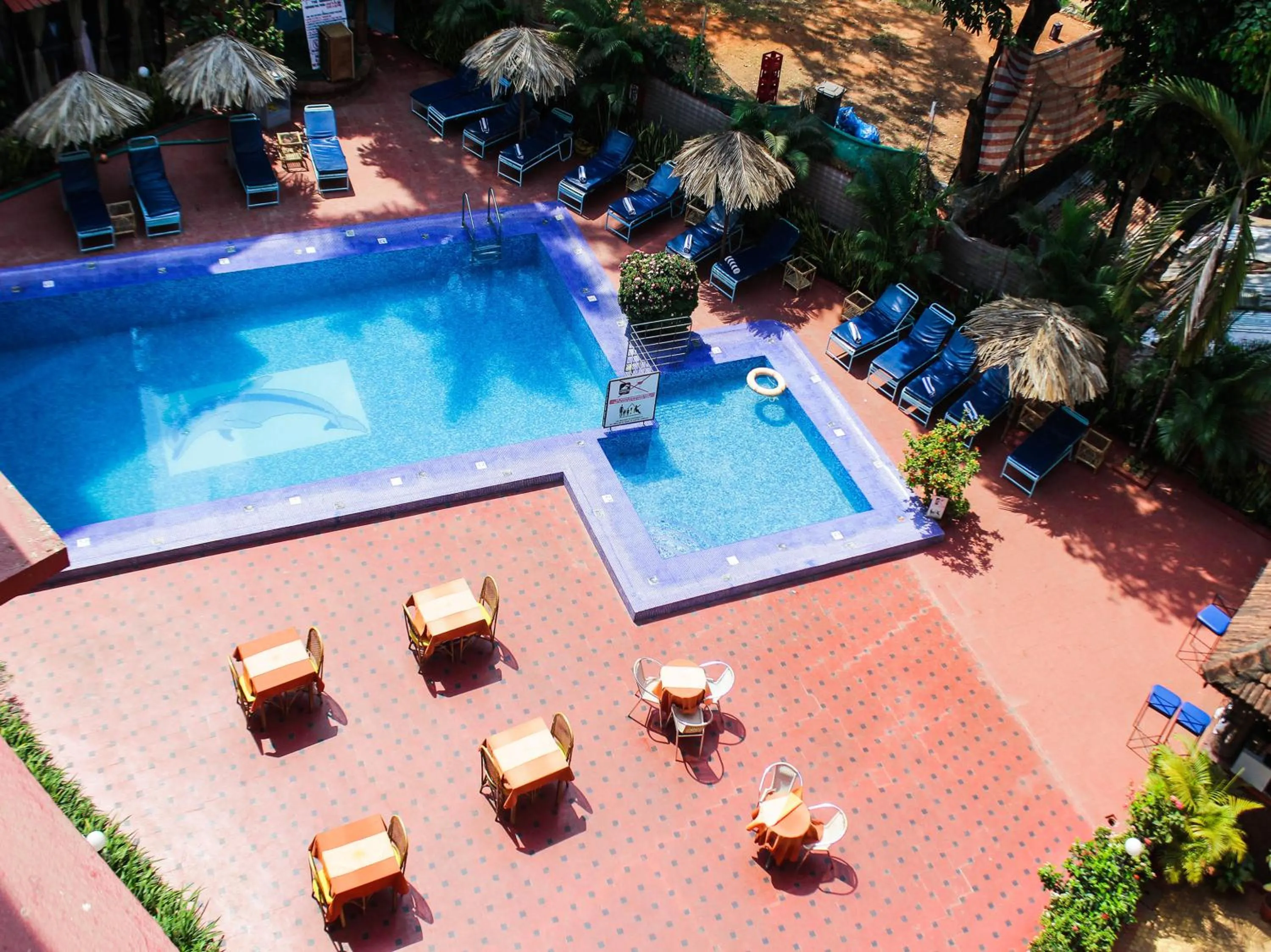 Swimming pool in The Horizon