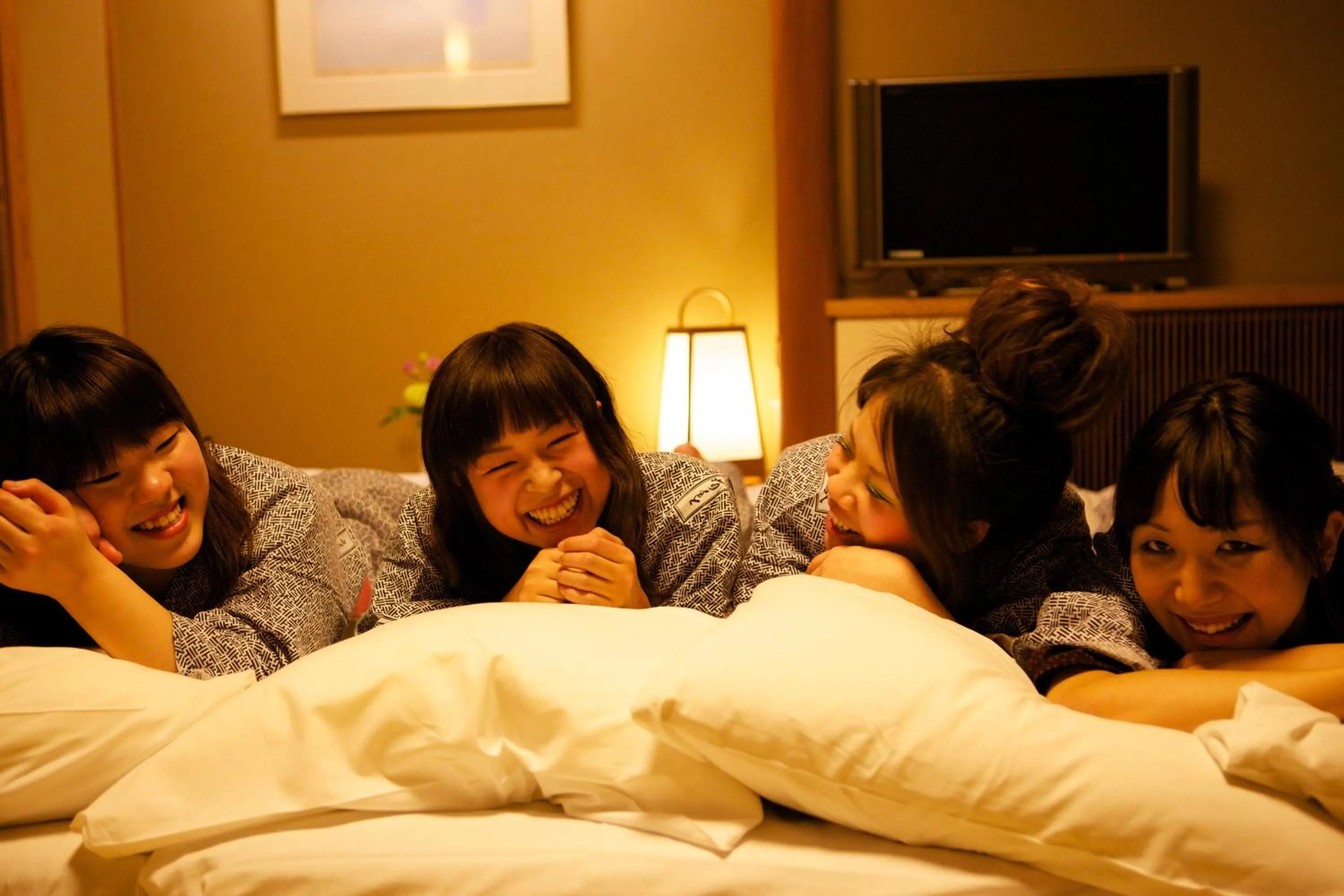 People, Bed in Miyajima Grand Hotel Arimoto