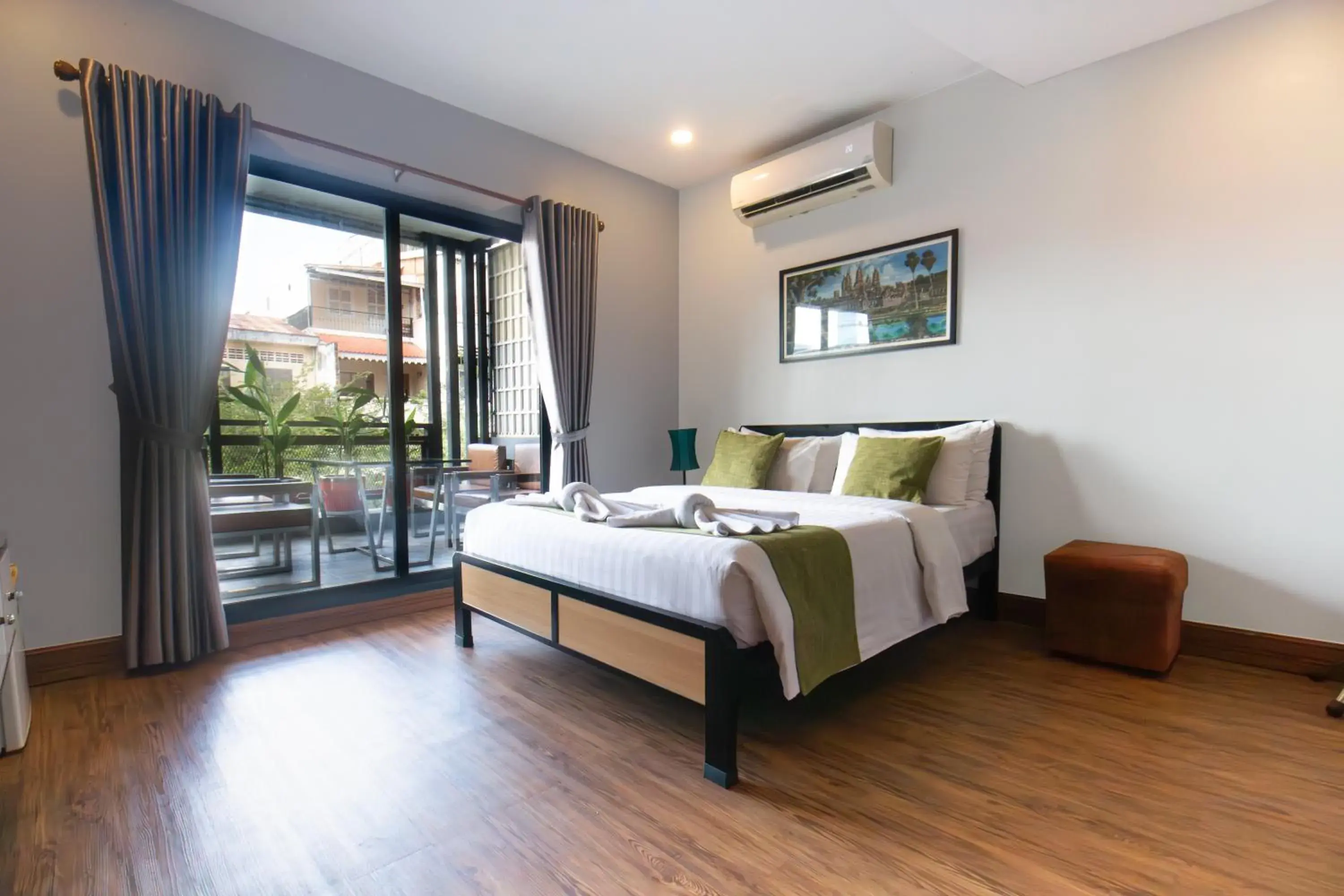 Photo of the whole room, Bed in Ostro Hotel Photo of the whole room, Bed in Ostro Hotel