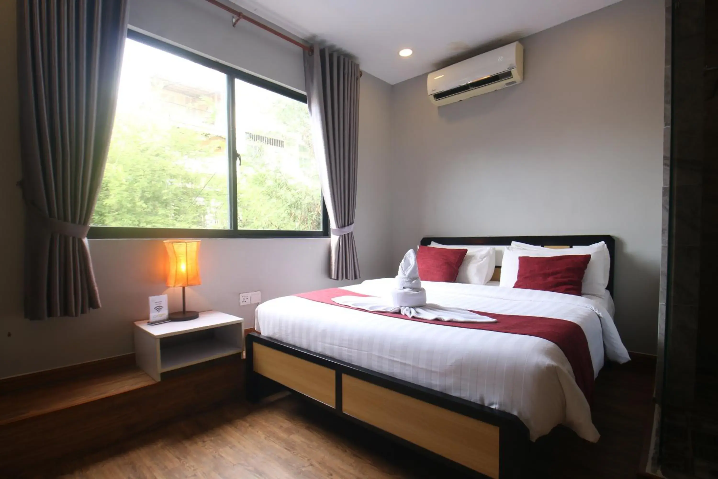 Bedroom, Bed in Ostro Hotel Bedroom, Bed in Ostro Hotel