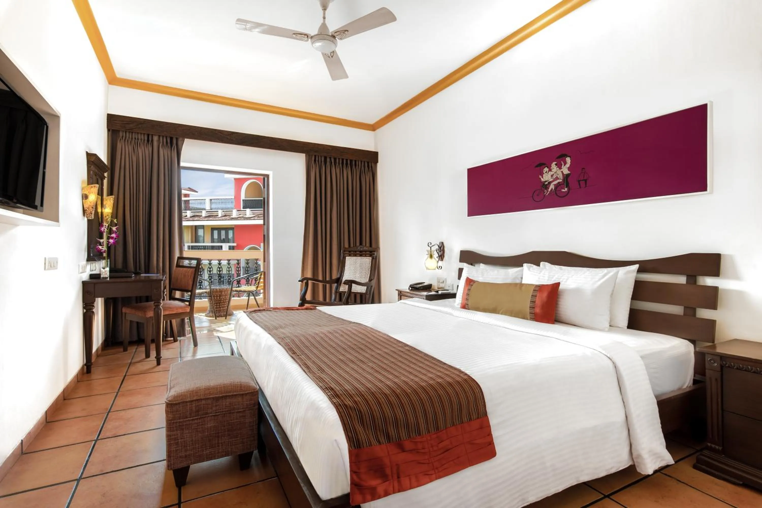 Bed in Lazy Lagoon, Baga A Lemon Tree Resort, Goa