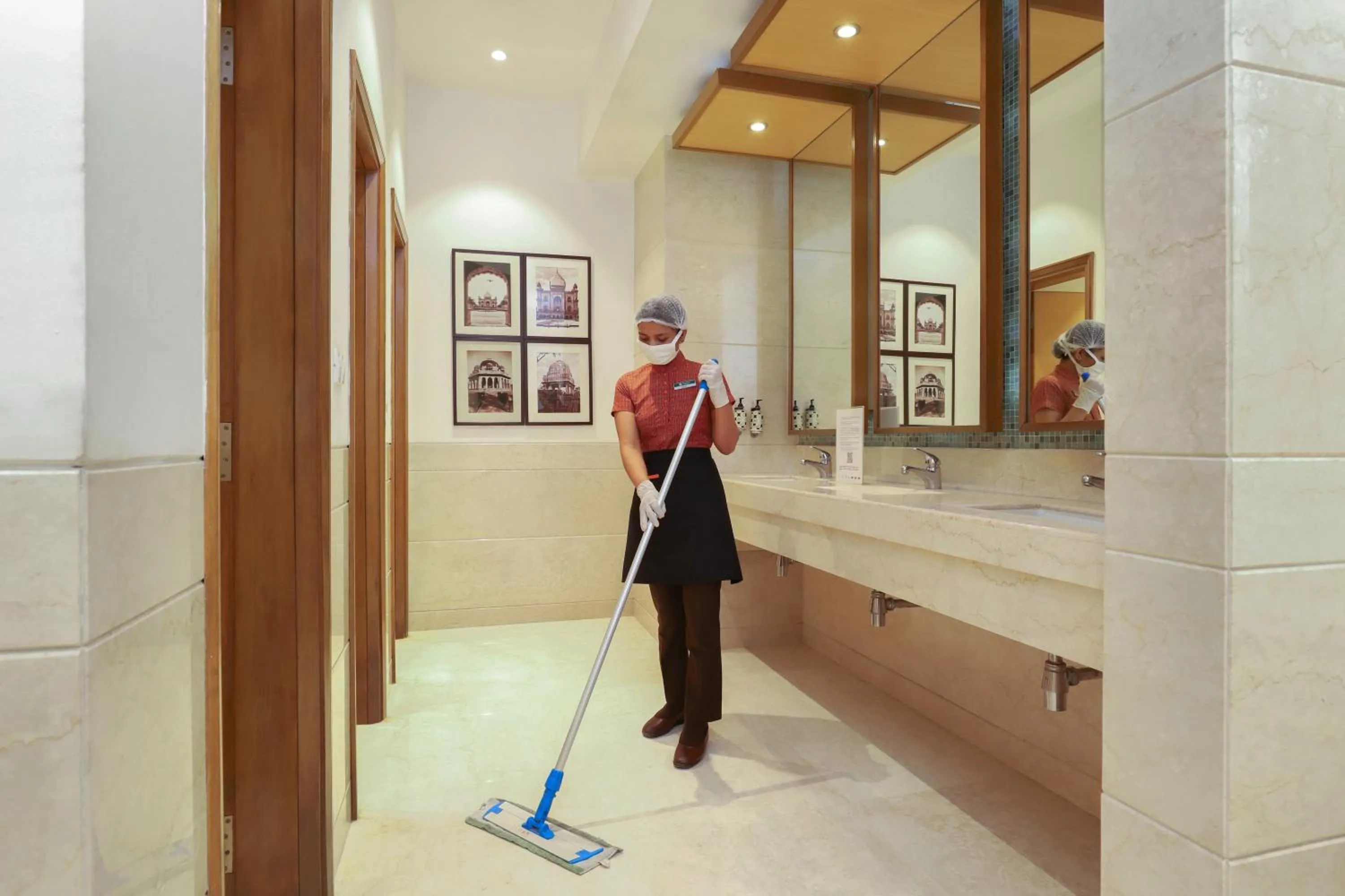 Lazy Lagoon, Baga A Lemon Tree Resort, Goa