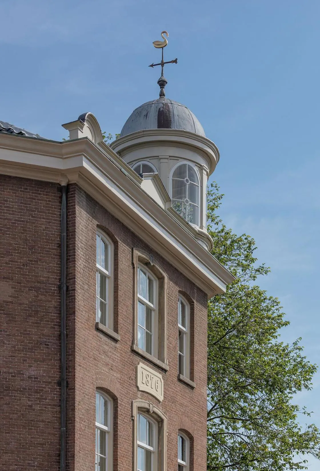 Property building in Wittenberg by Cove