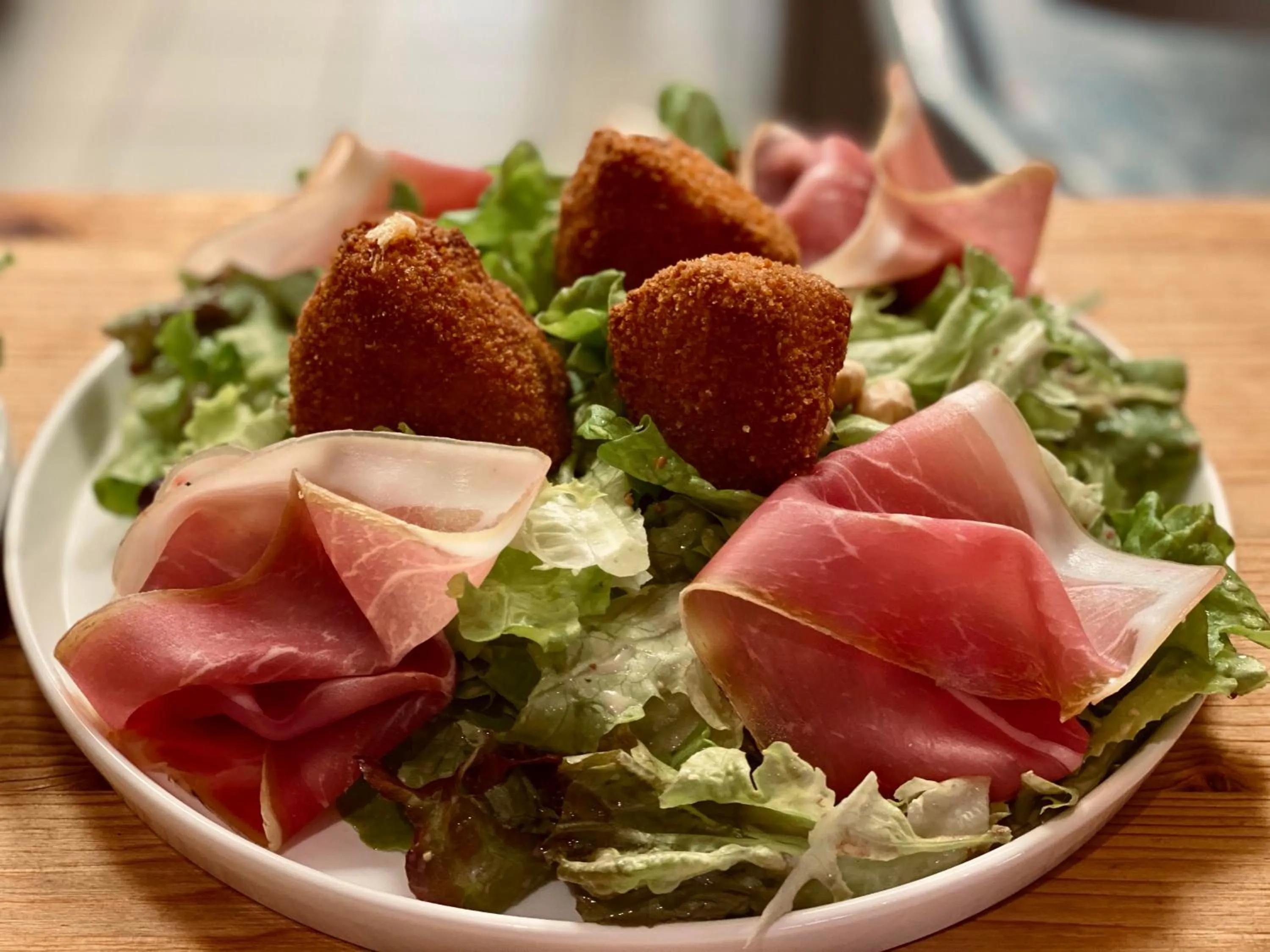 Restaurant/places to eat in Hotel la Pointe Percee