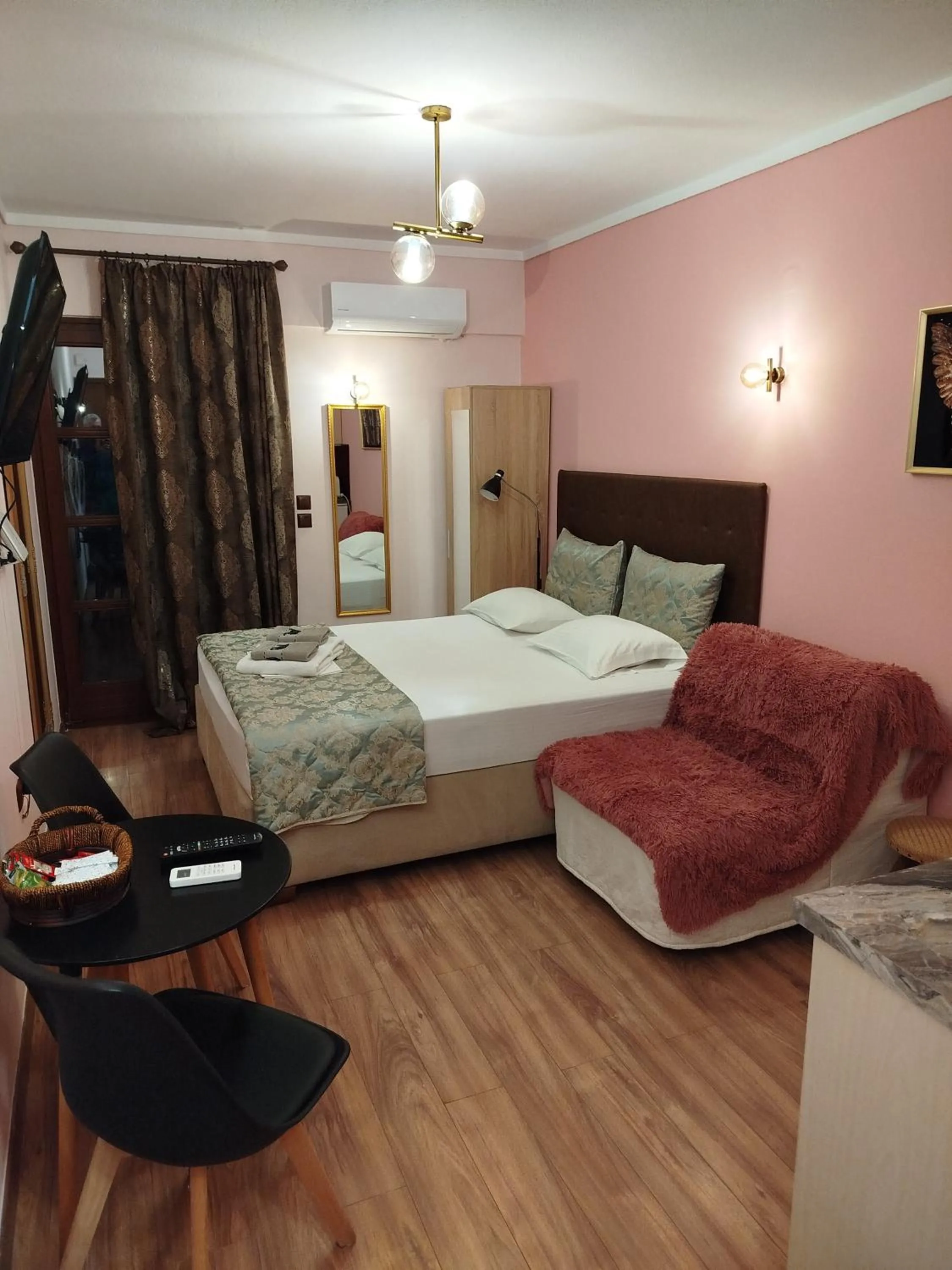 Bed in Manina Superior Apartment
