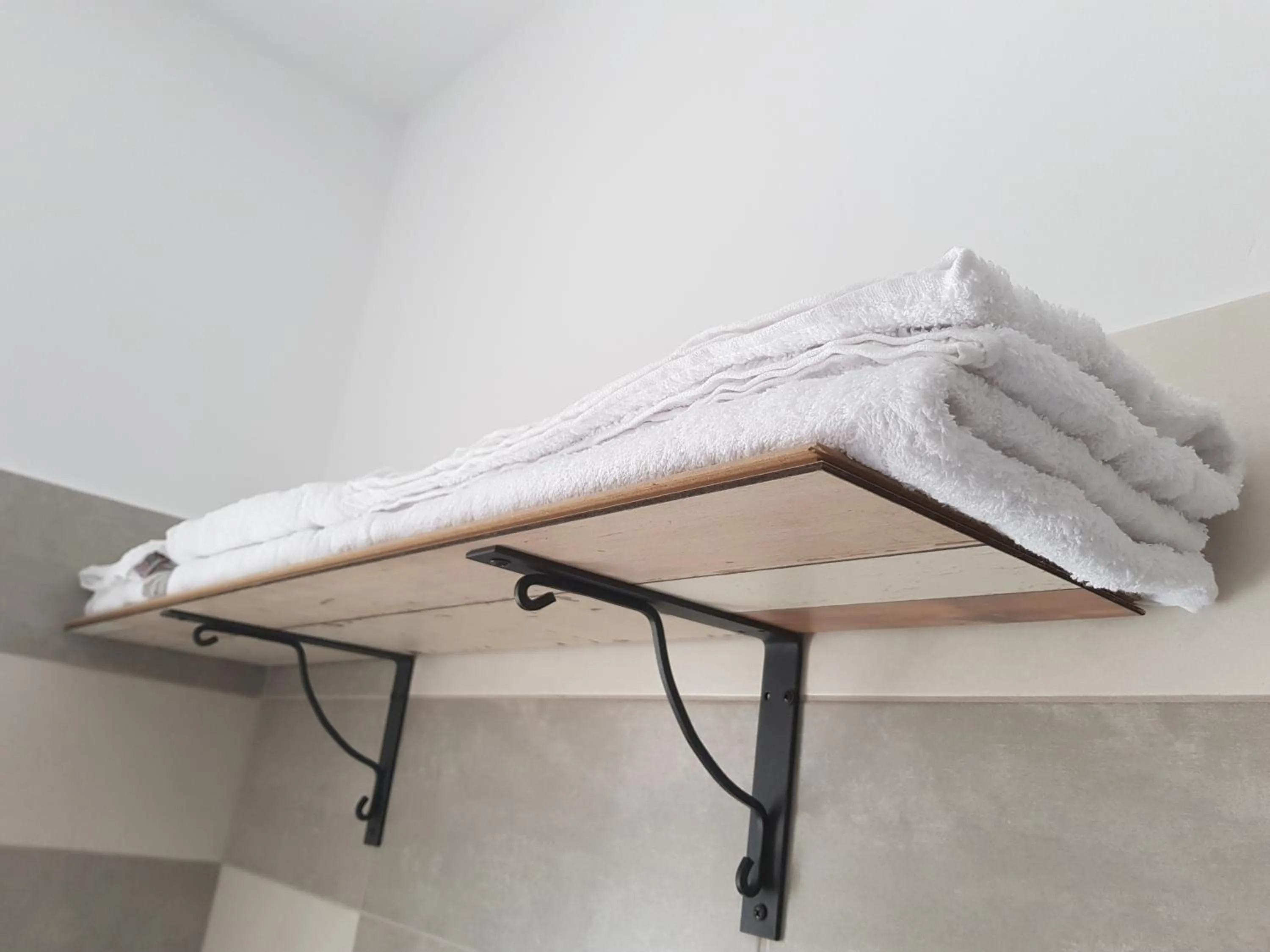 Bathroom in Luk Old Town Apartment