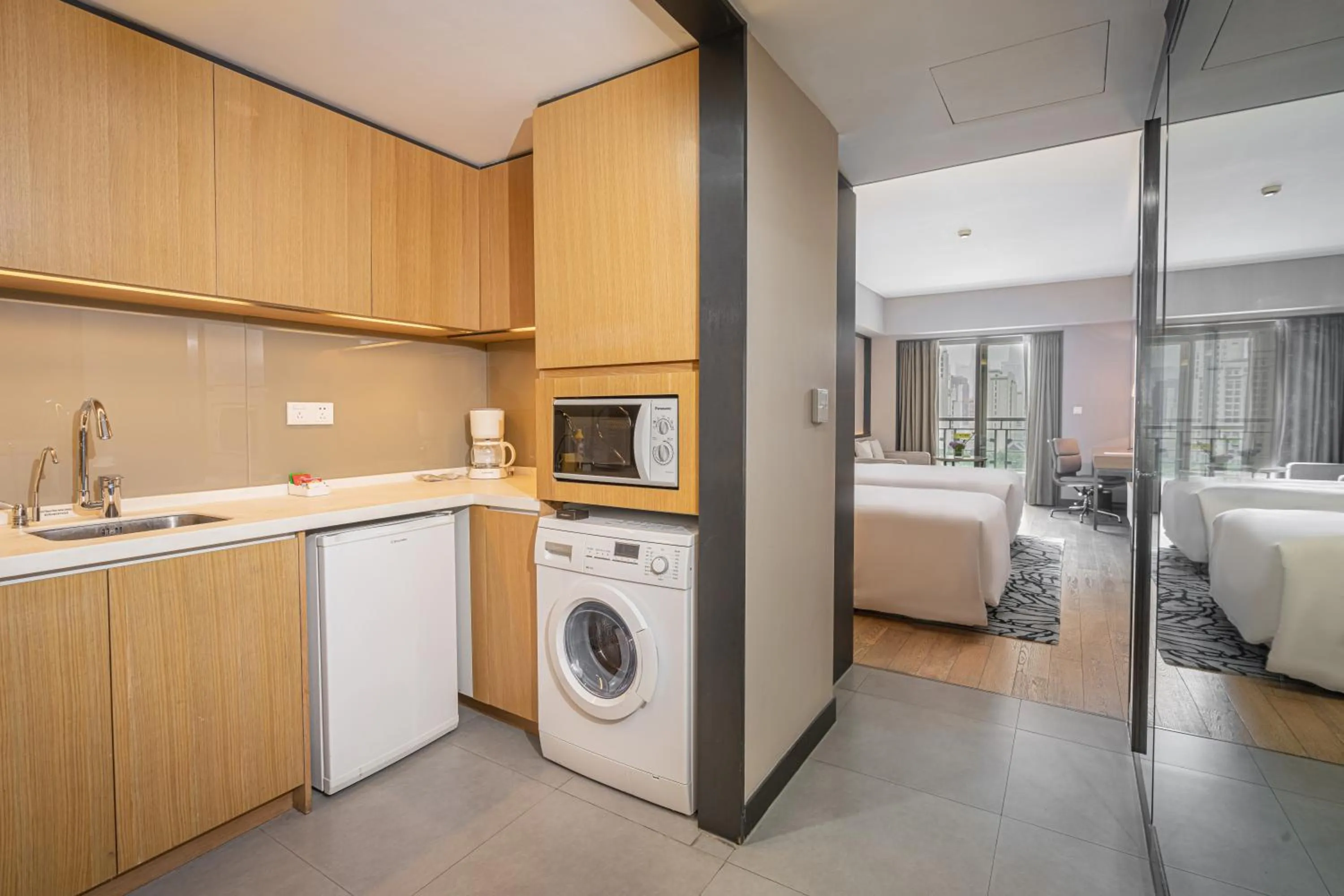 Kitchen or kitchenette in Riverdale Residence Xintiandi Shanghai