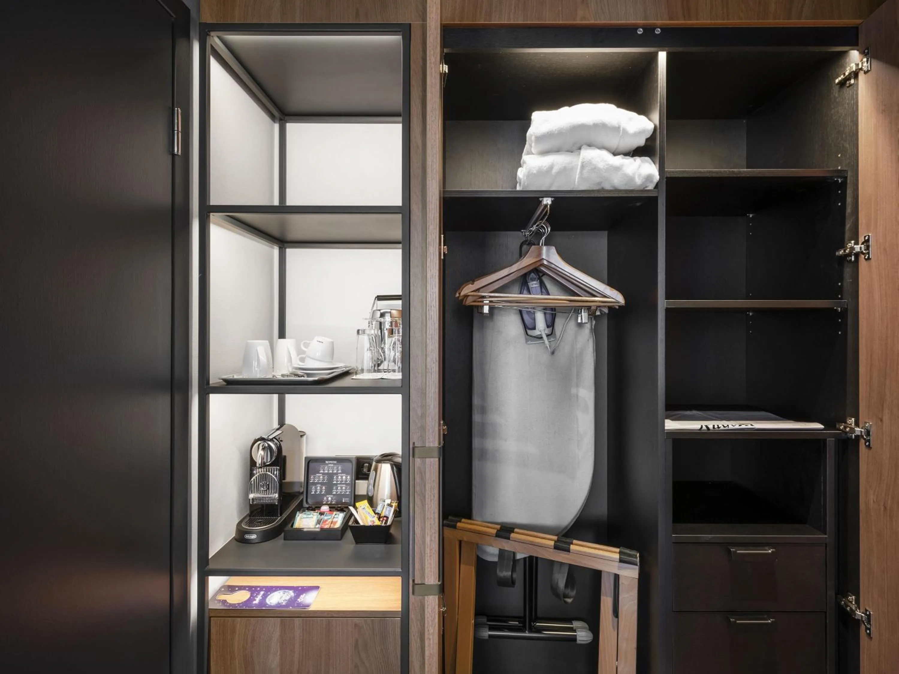 Bedroom in MERCURE KLAIPEDA CITY HOTEL, Meetings, Events, Restaurant & Bar - Accor Group, Pet Stay FREE