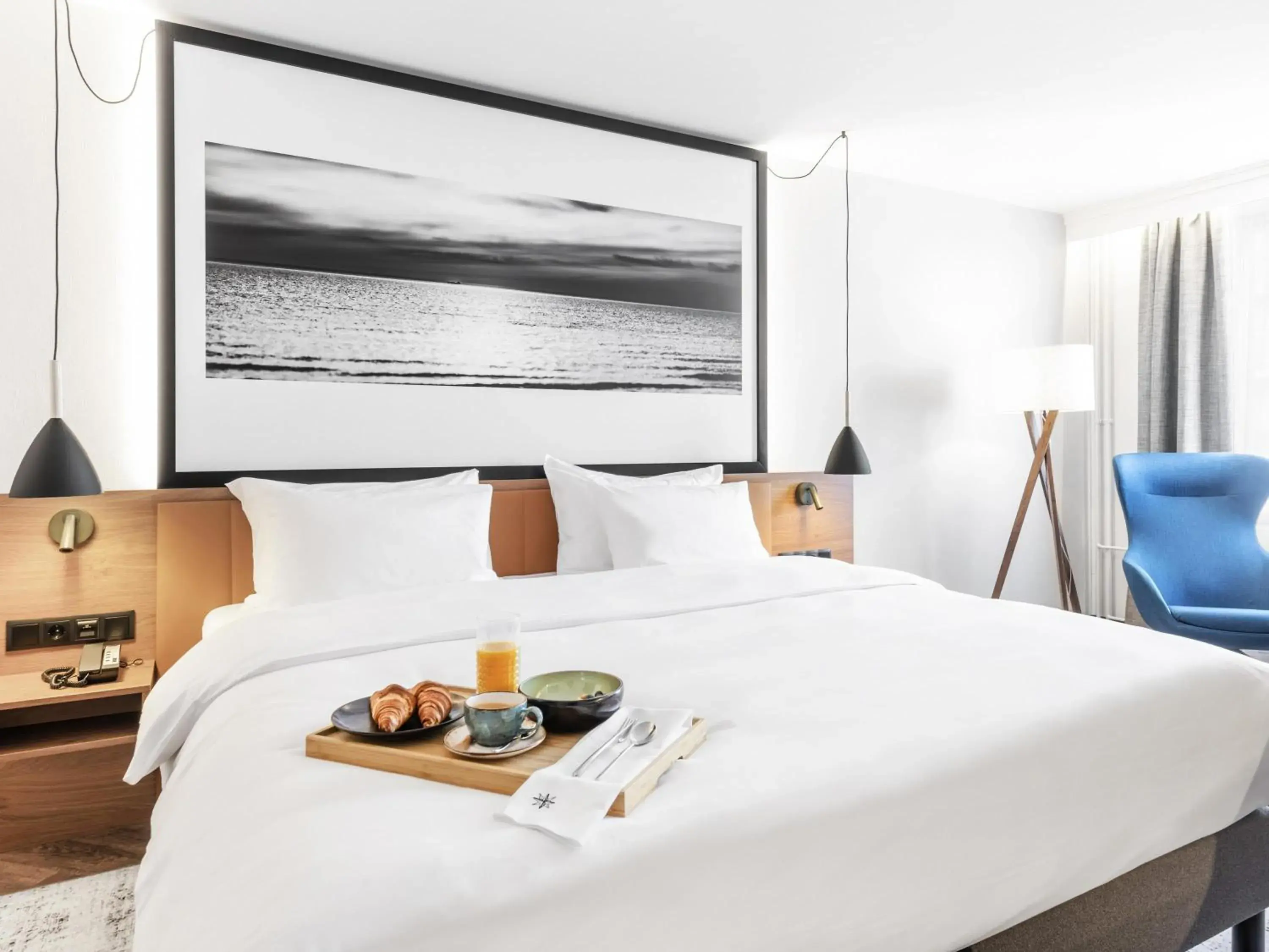 Property building, Bed in MERCURE KLAIPEDA CITY HOTEL, Meetings, Events, Restaurant & Bar - Accor Group, Pet Stay FREE Property building, Bed in MERCURE KLAIPEDA CITY HOTEL, Meetings, Events, Restaurant & Bar - Accor Group, Pet Stay FREE