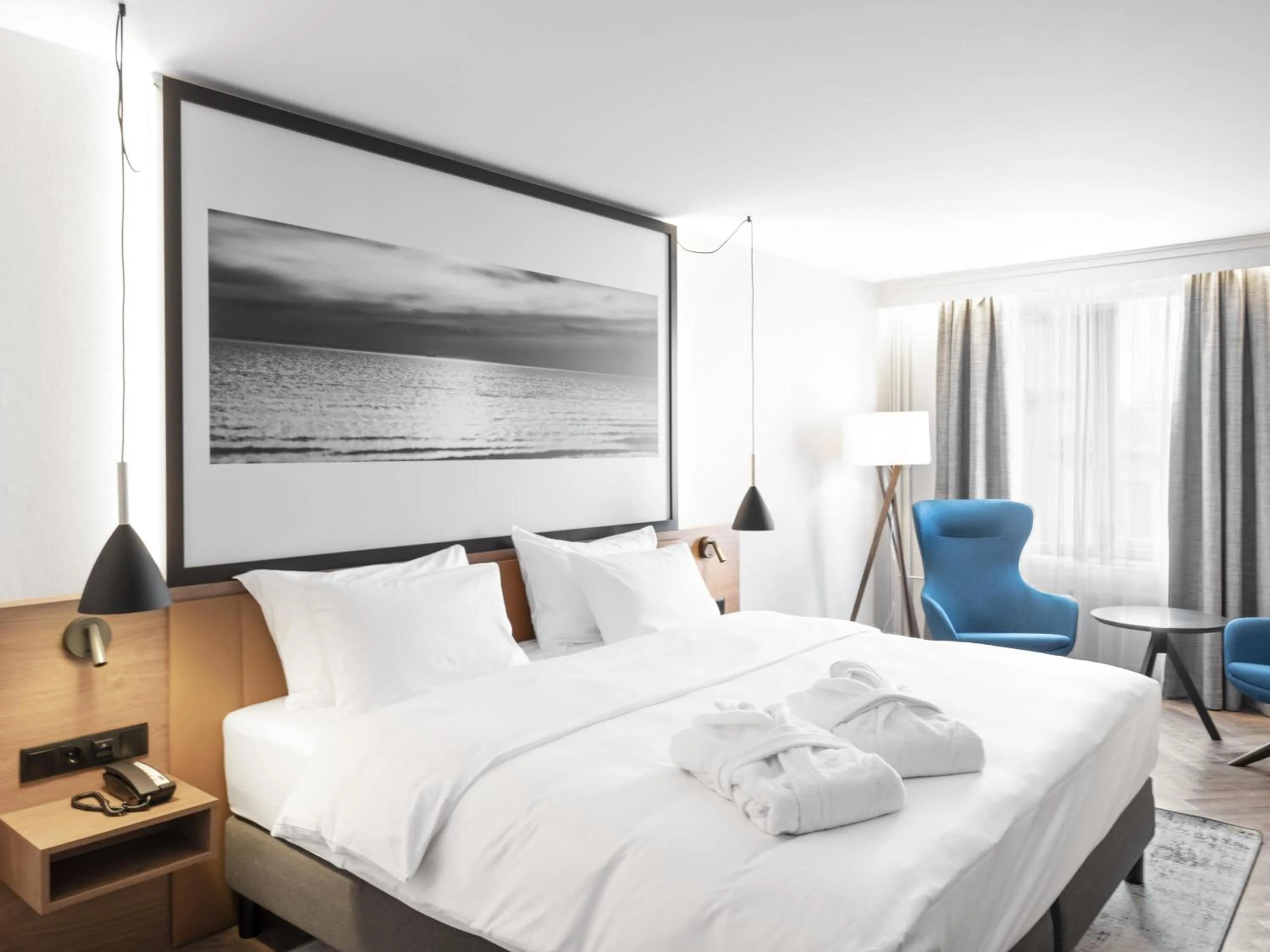 Bedroom, Bed in MERCURE KLAIPEDA CITY HOTEL, Meetings, Events, Restaurant & Bar - Accor Group, Pet Stay FREE