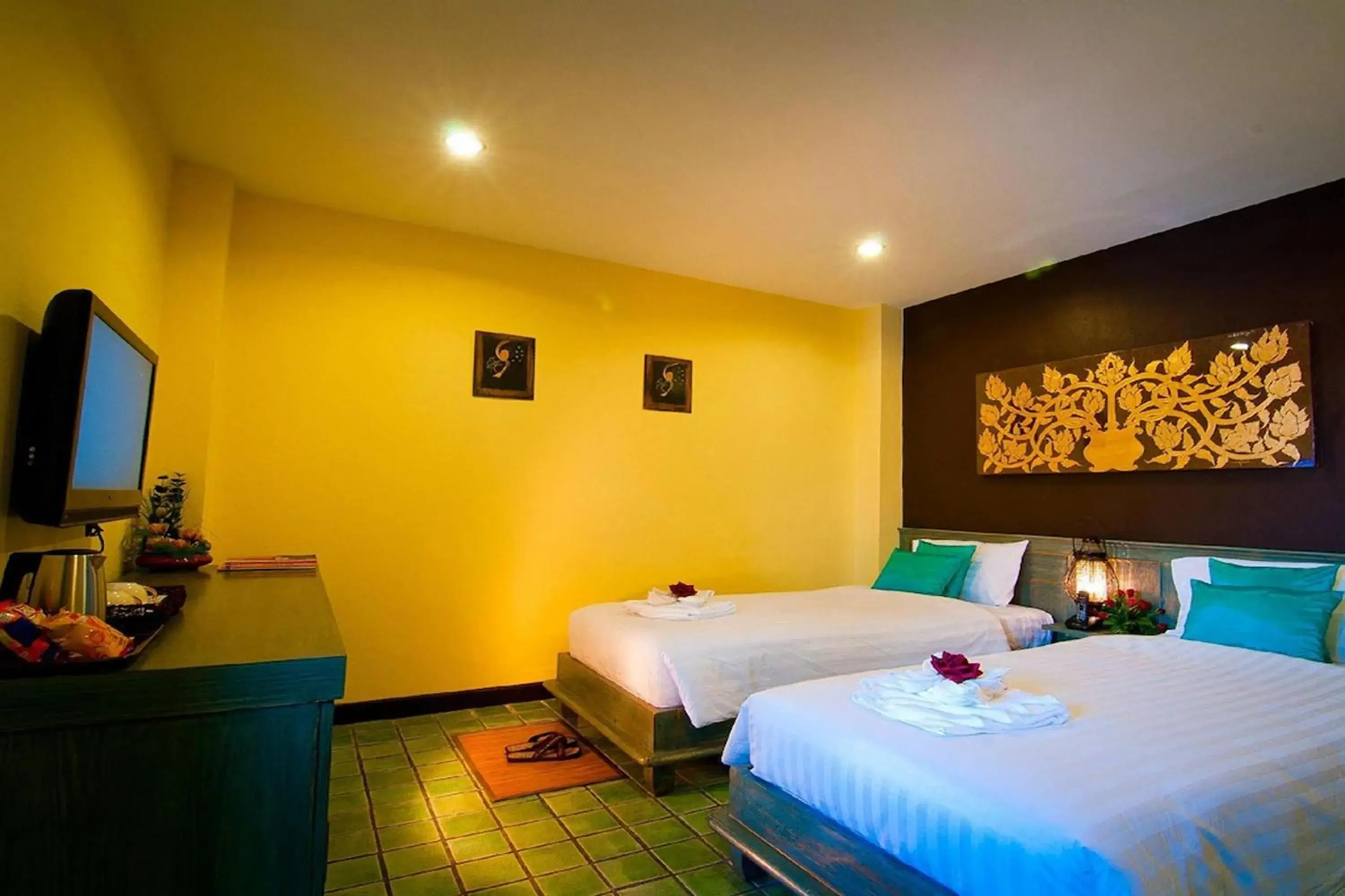 Bed in CM Night Bazaar Boutique Hotel - โรงแรม ซี เอ็ม ไนท์บาซาร์ บูทีค Bed in CM Night Bazaar Boutique Hotel - โรงแรม ซี เอ็ม ไนท์บาซาร์ บูทีค