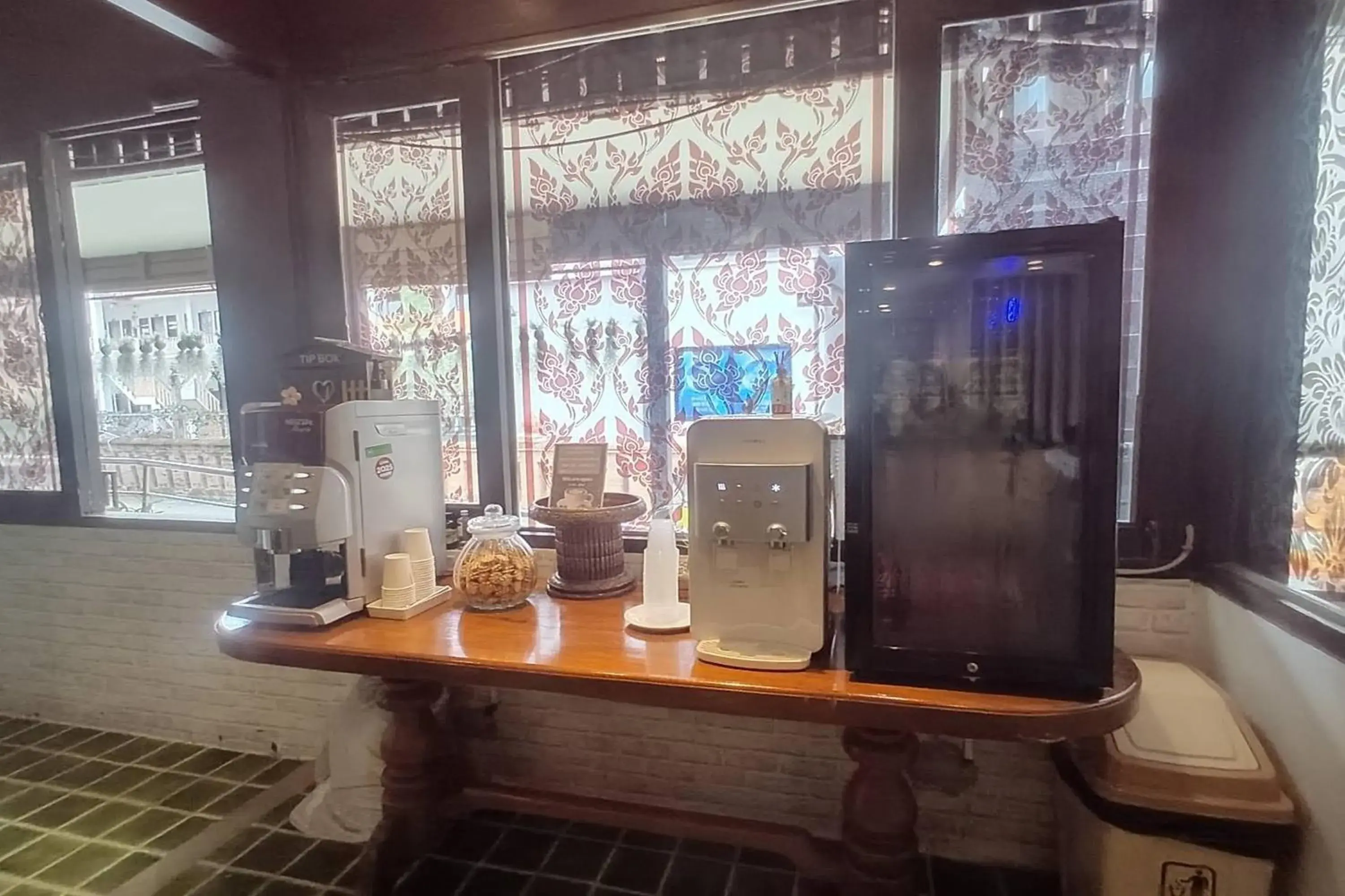 Coffee/tea facilities in CM Night Bazaar Boutique Hotel Coffee/tea facilities in CM Night Bazaar Boutique Hotel