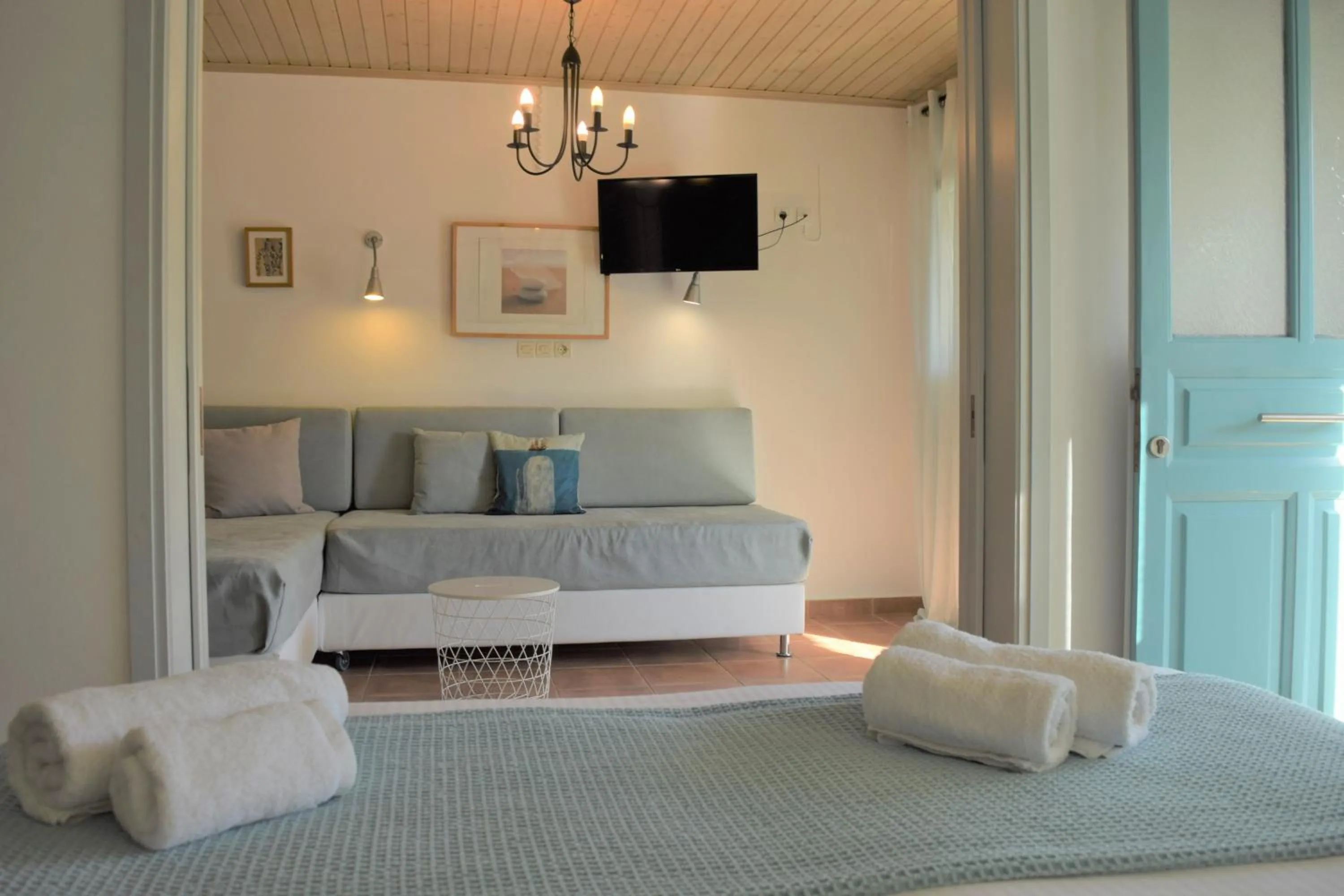 TV and multimedia in Simatos αpARTments & Studios