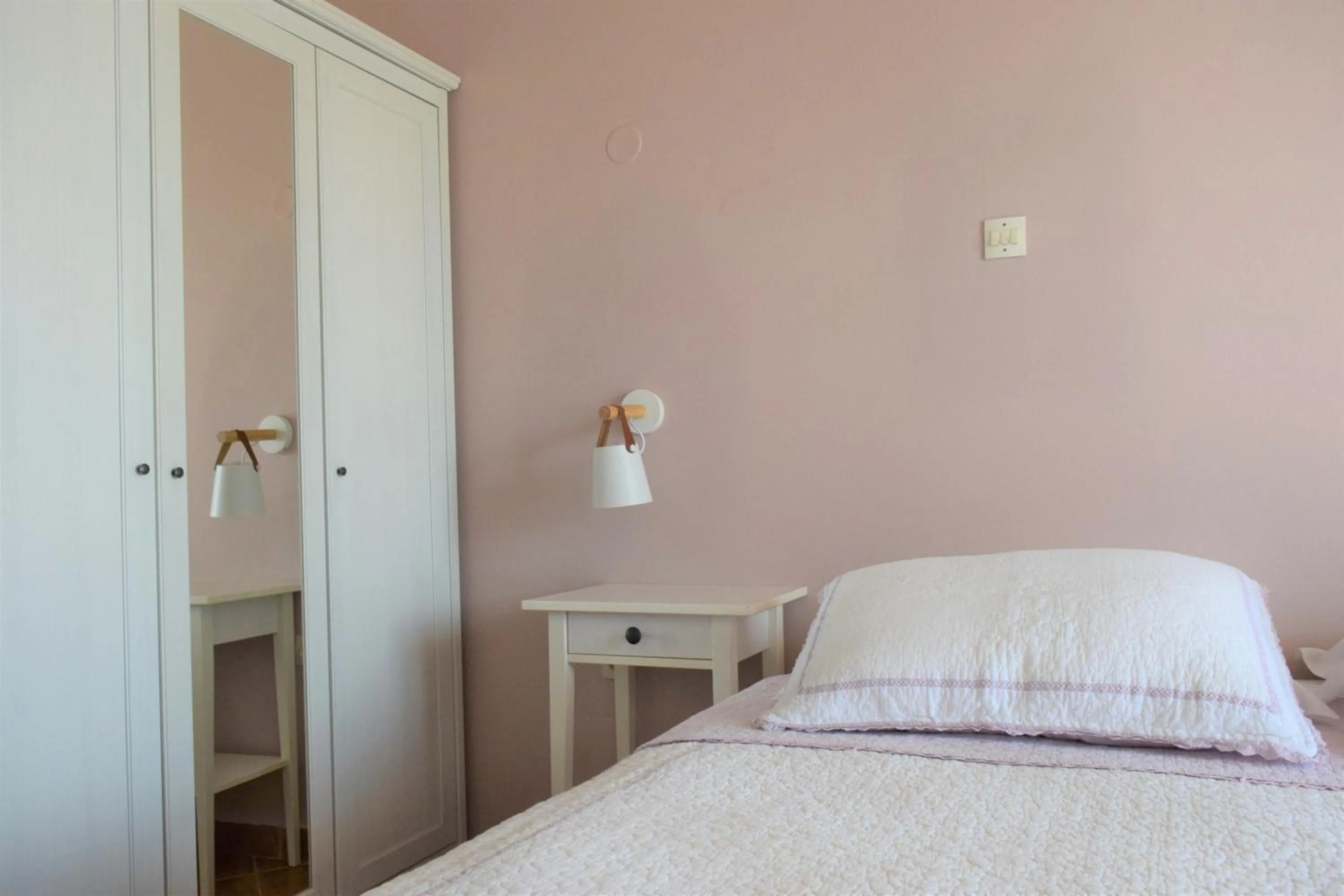 Bedroom in Simatos αpARTments & Studios