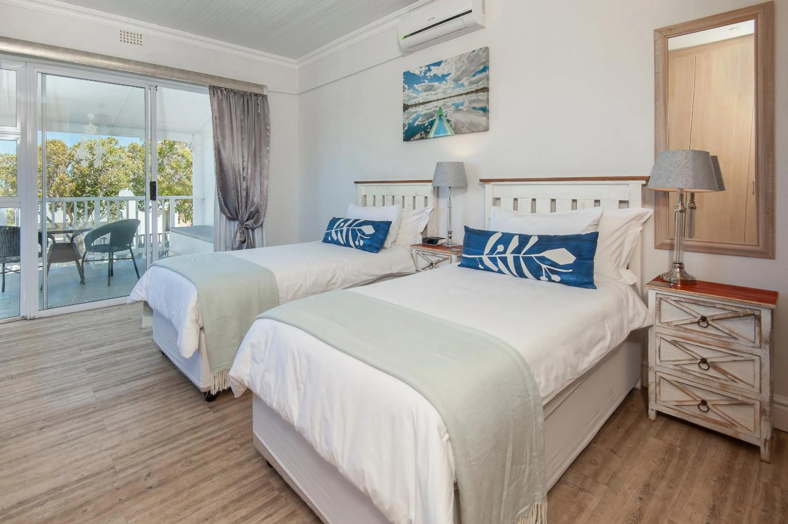 Bed in Oude Schuur Boutique Guesthouse