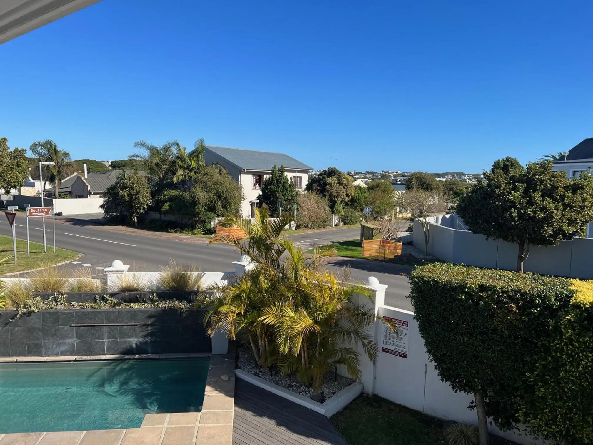 Pool view in Oude Schuur Boutique Guesthouse