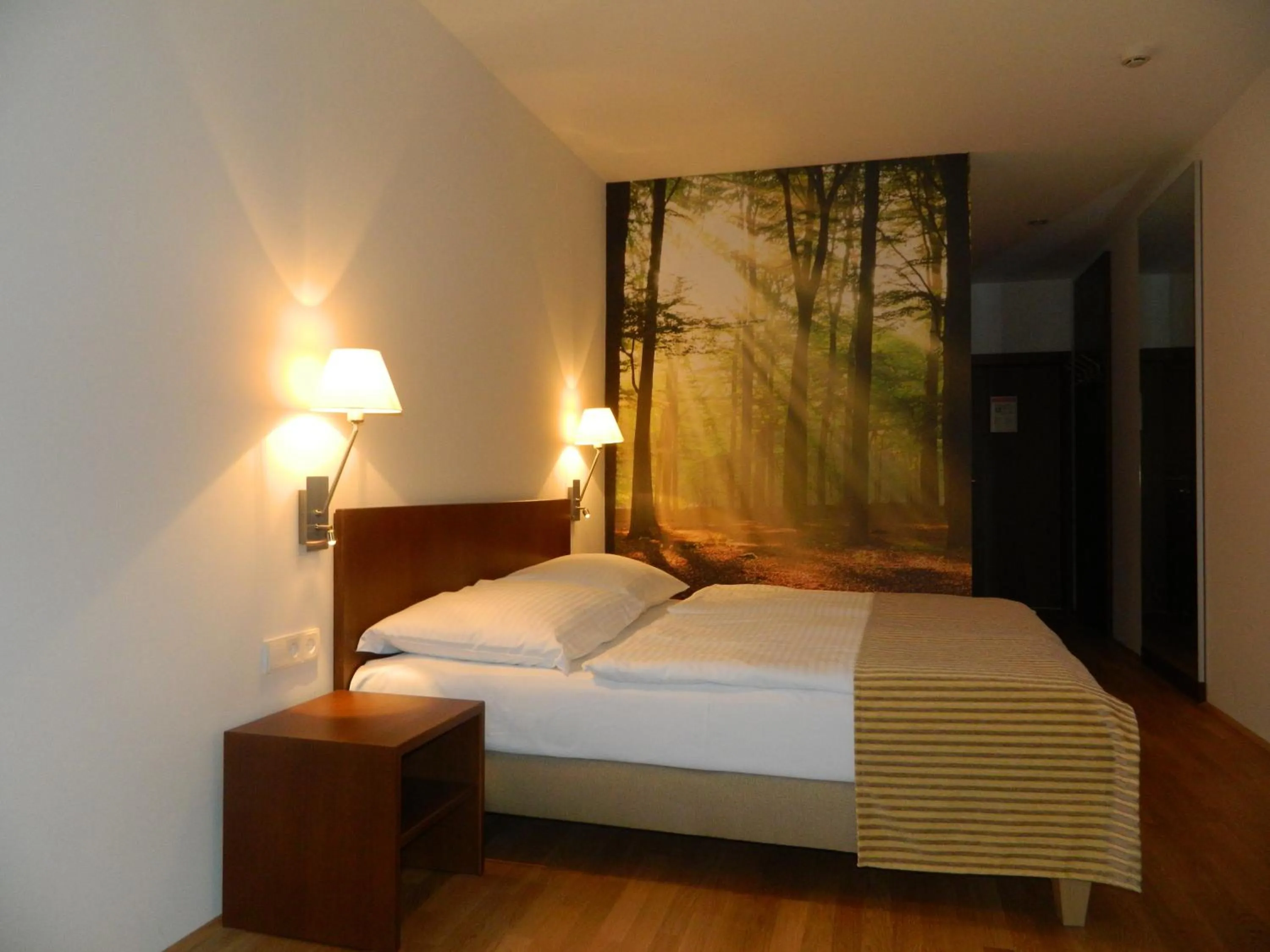 Bed in Benediktushaus im Schottenstift