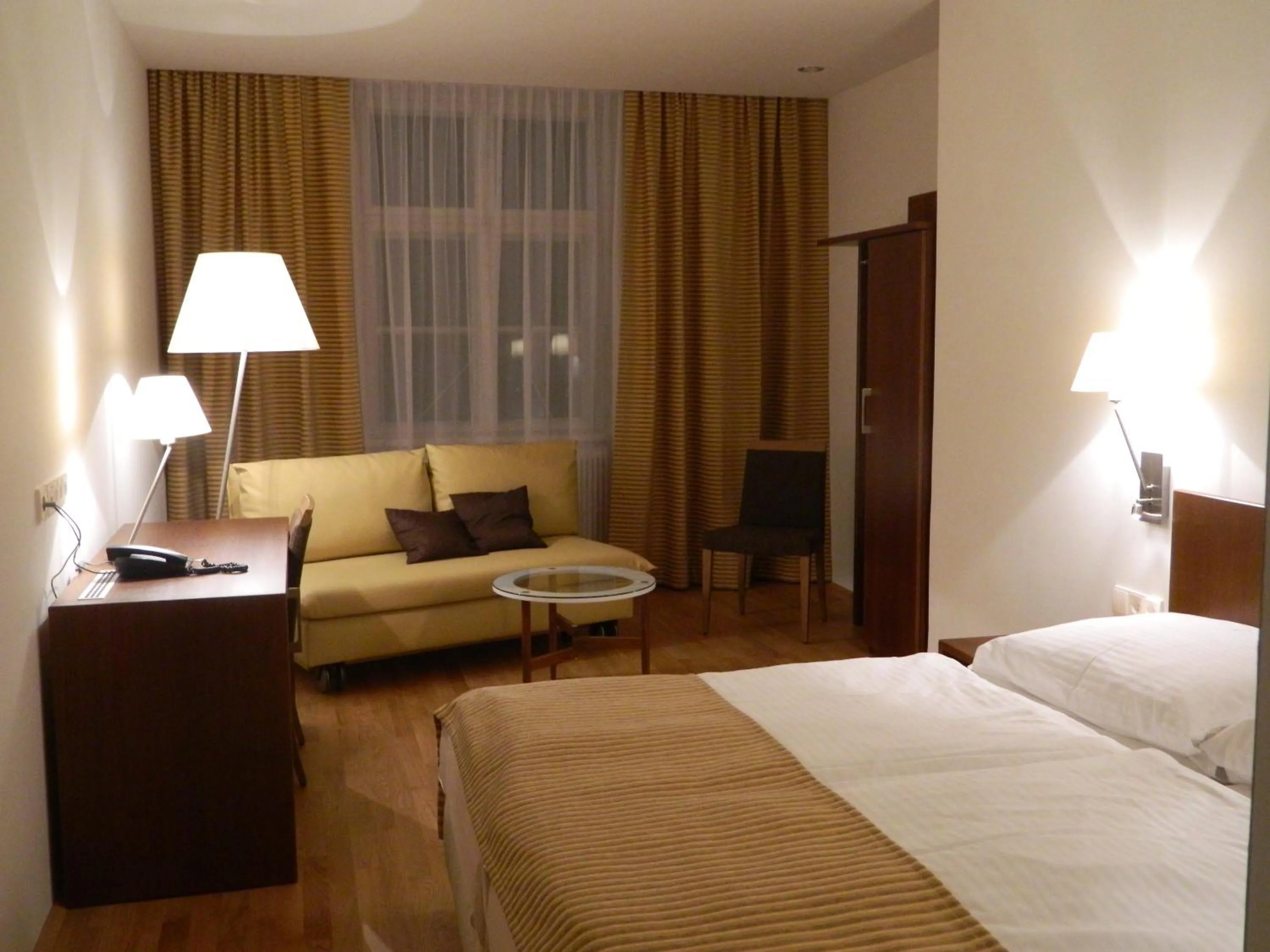 Bed in Benediktushaus im Schottenstift