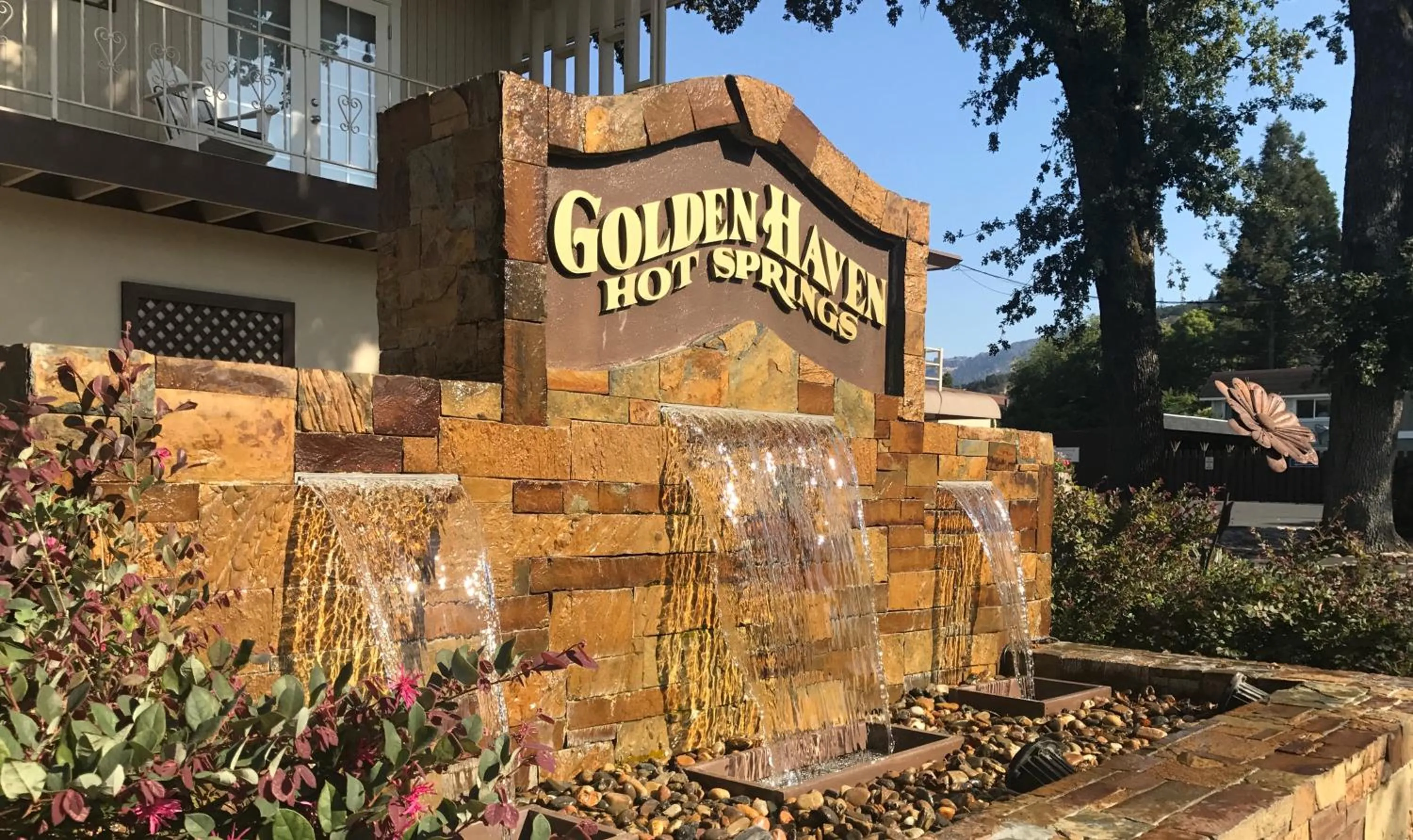 Facade/entrance in Golden Haven Hot Springs