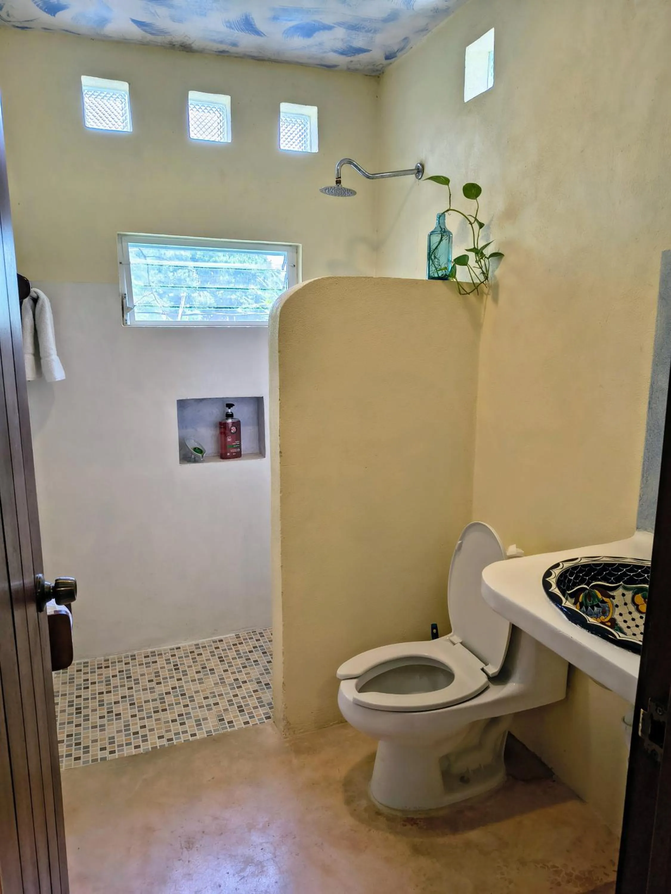 Bathroom in Hotel & Suites Oasis Bacalar