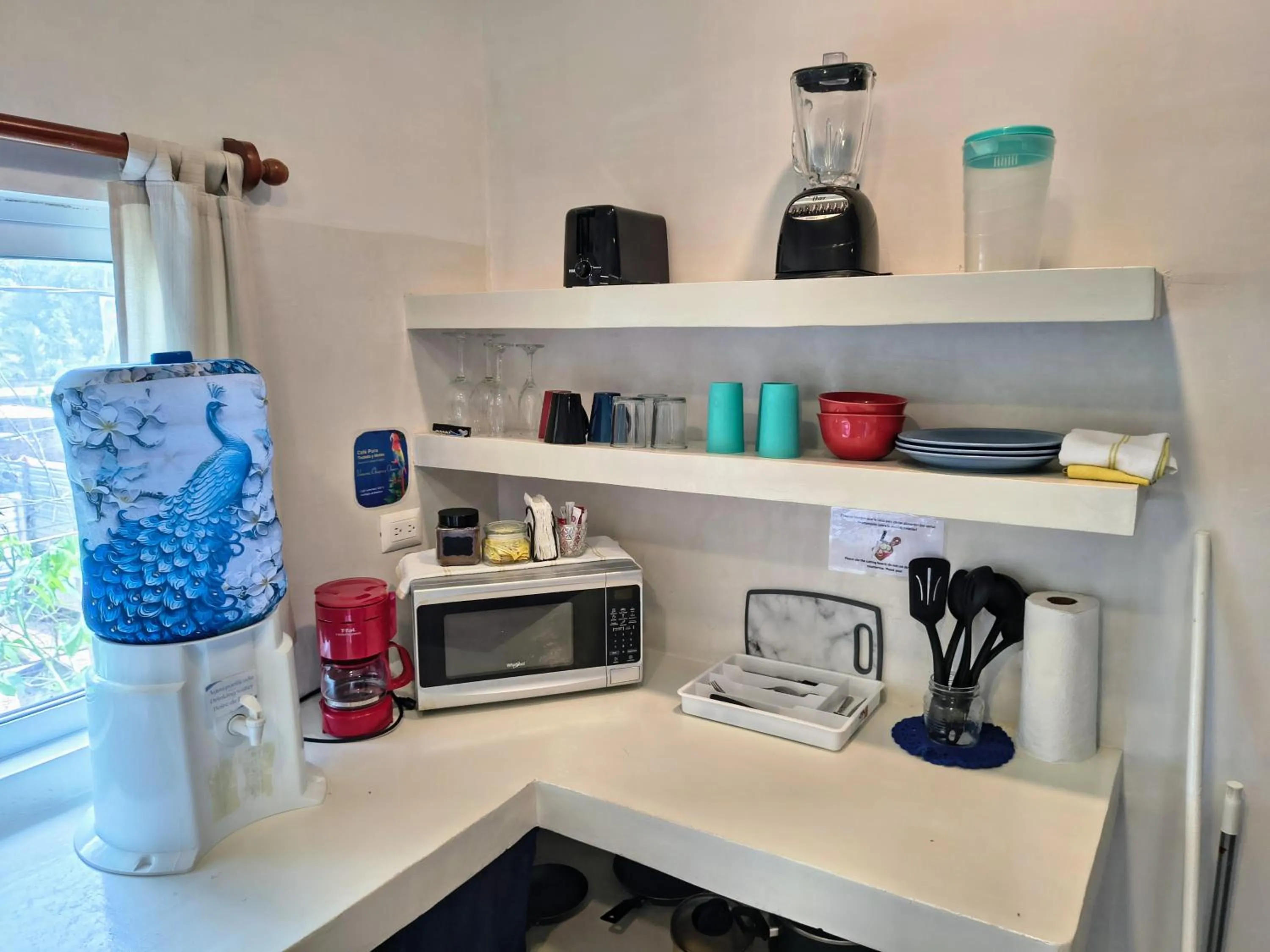 Coffee/tea facilities in Hotel & Suites Oasis Bacalar