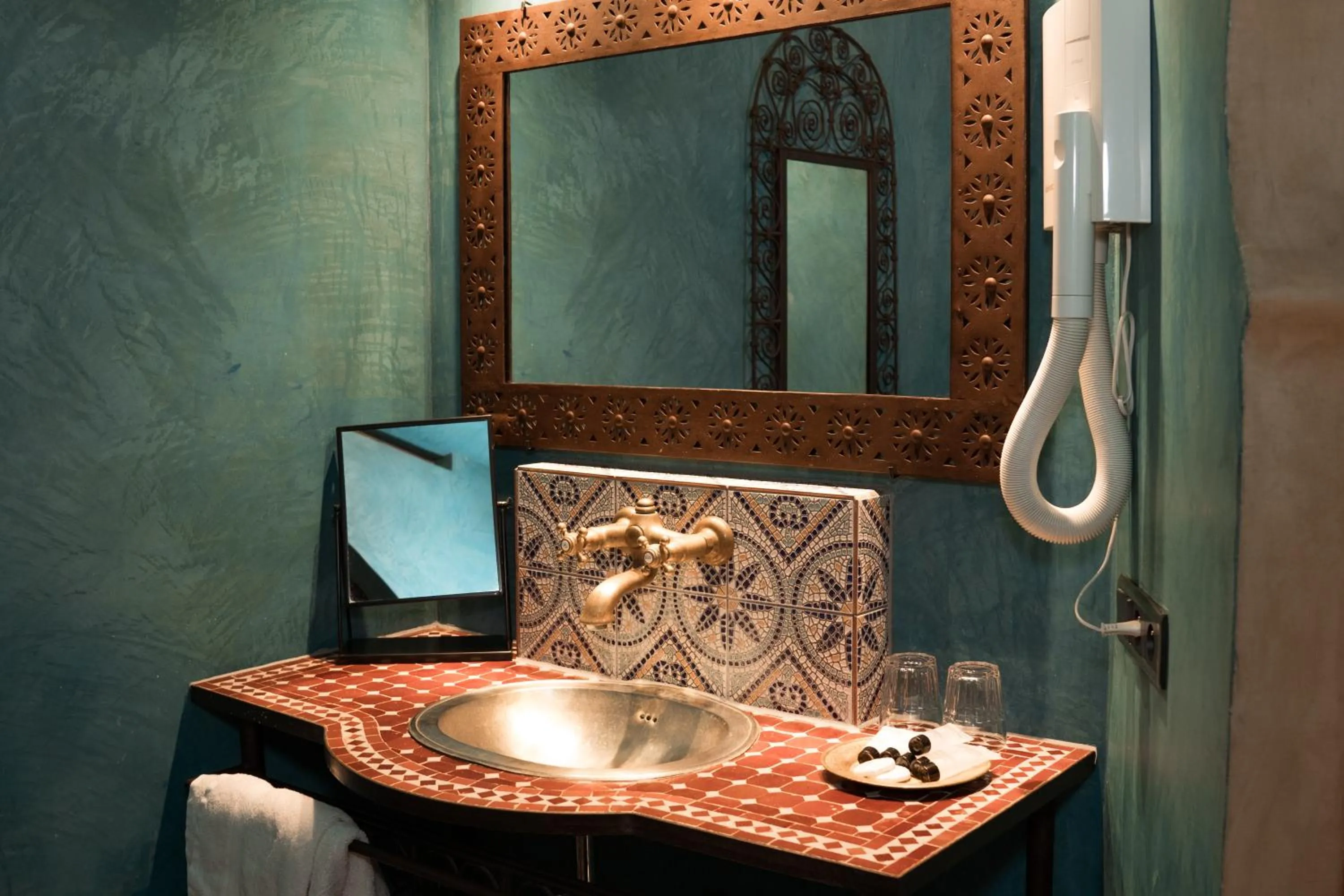 Bathroom in Thermae Grimbergen Hotel